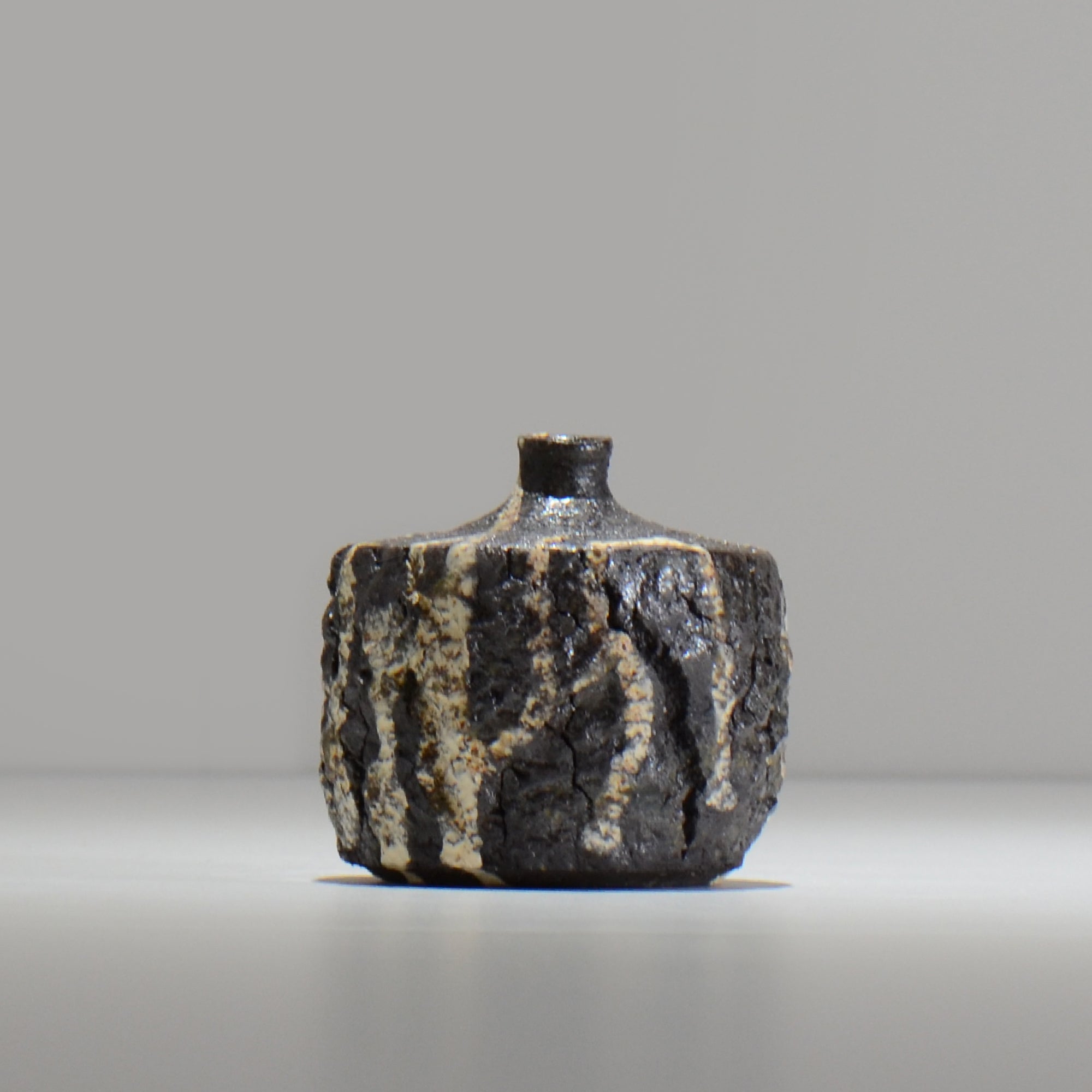 松井邦明 / 一輪挿し / matsu_ichi01 / 約 8.4cm / 花瓶