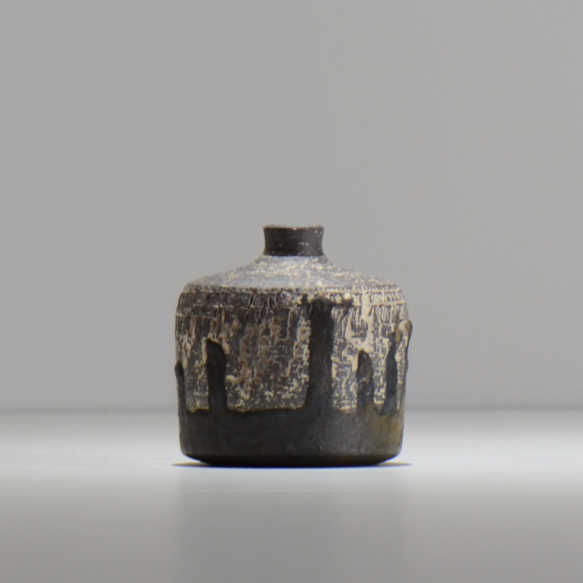 松井邦明 / 一輪挿し / matsu_ichi02 / 約 8cm / 花瓶