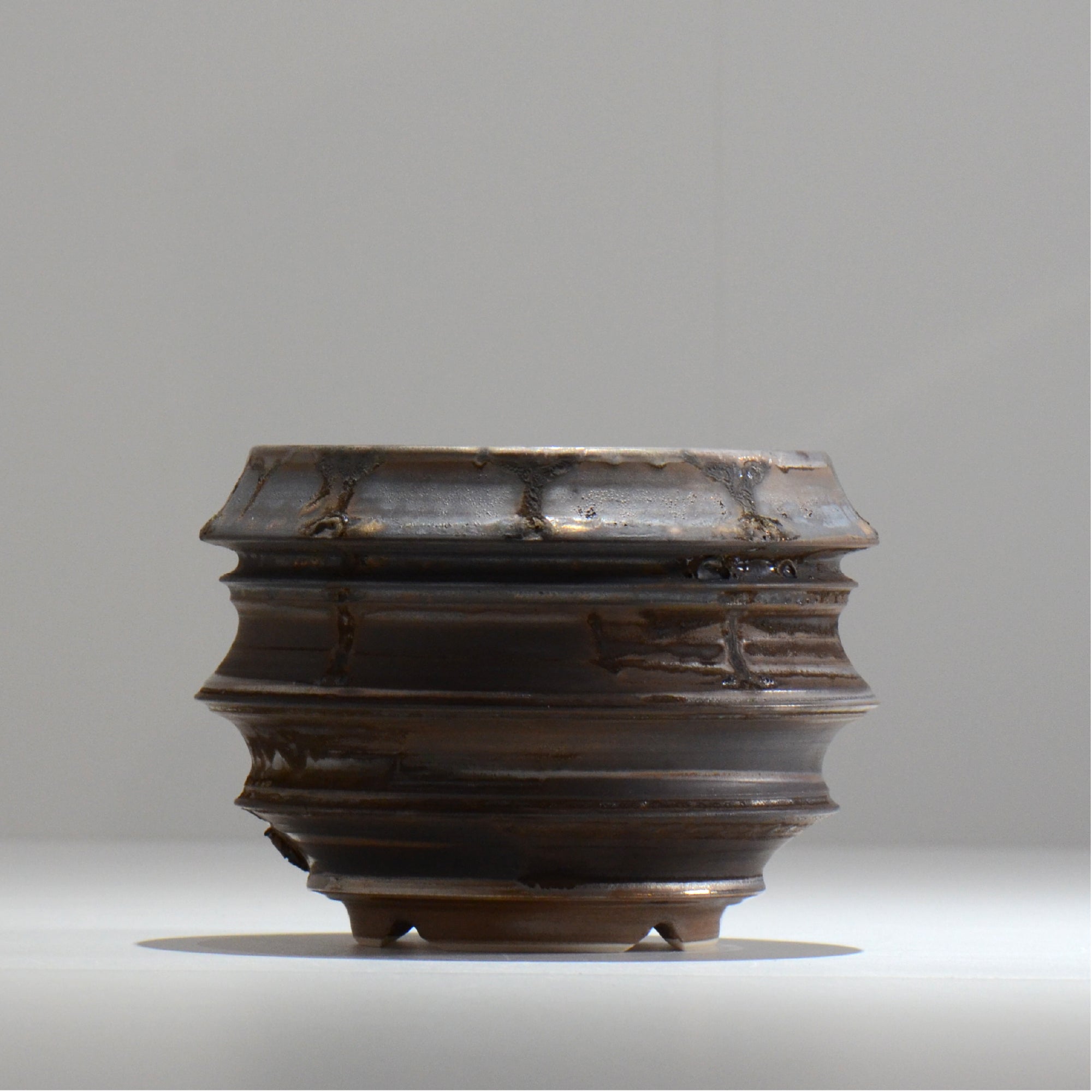 陶房Kibi / マルチエッジS004_23 / M / 約 φ14cm / 植木鉢 – ハチラボ