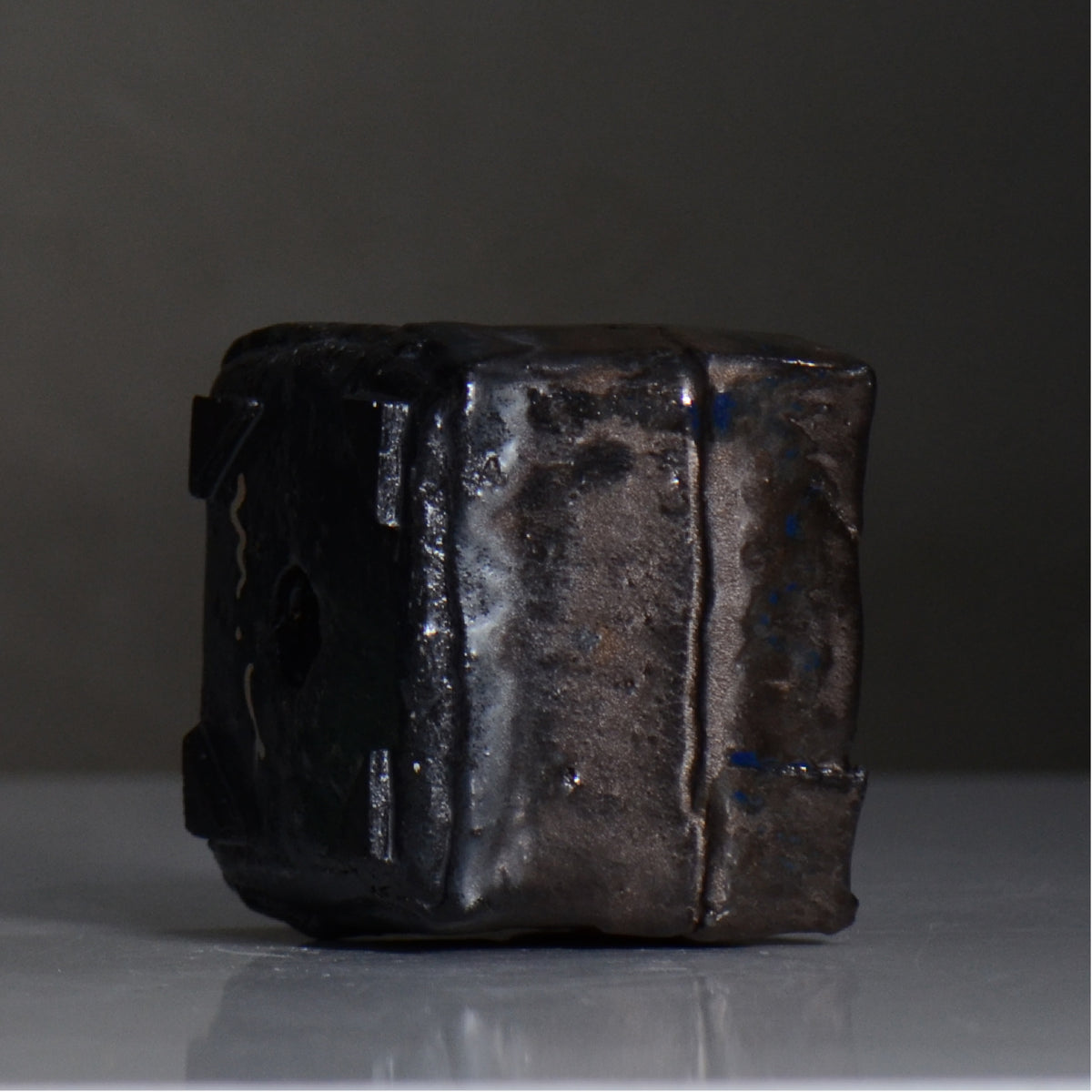 川合 牧人 / cube ブロンズ / mk2_cb07_s / 約φ10cm / 植木鉢