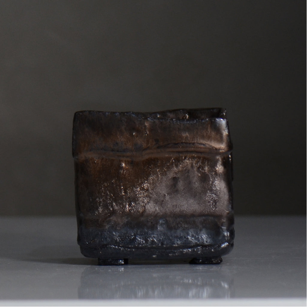 川合 牧人 / cubeブロンズ / mk2_cb09_s / 約φ9.5cm / 植木鉢