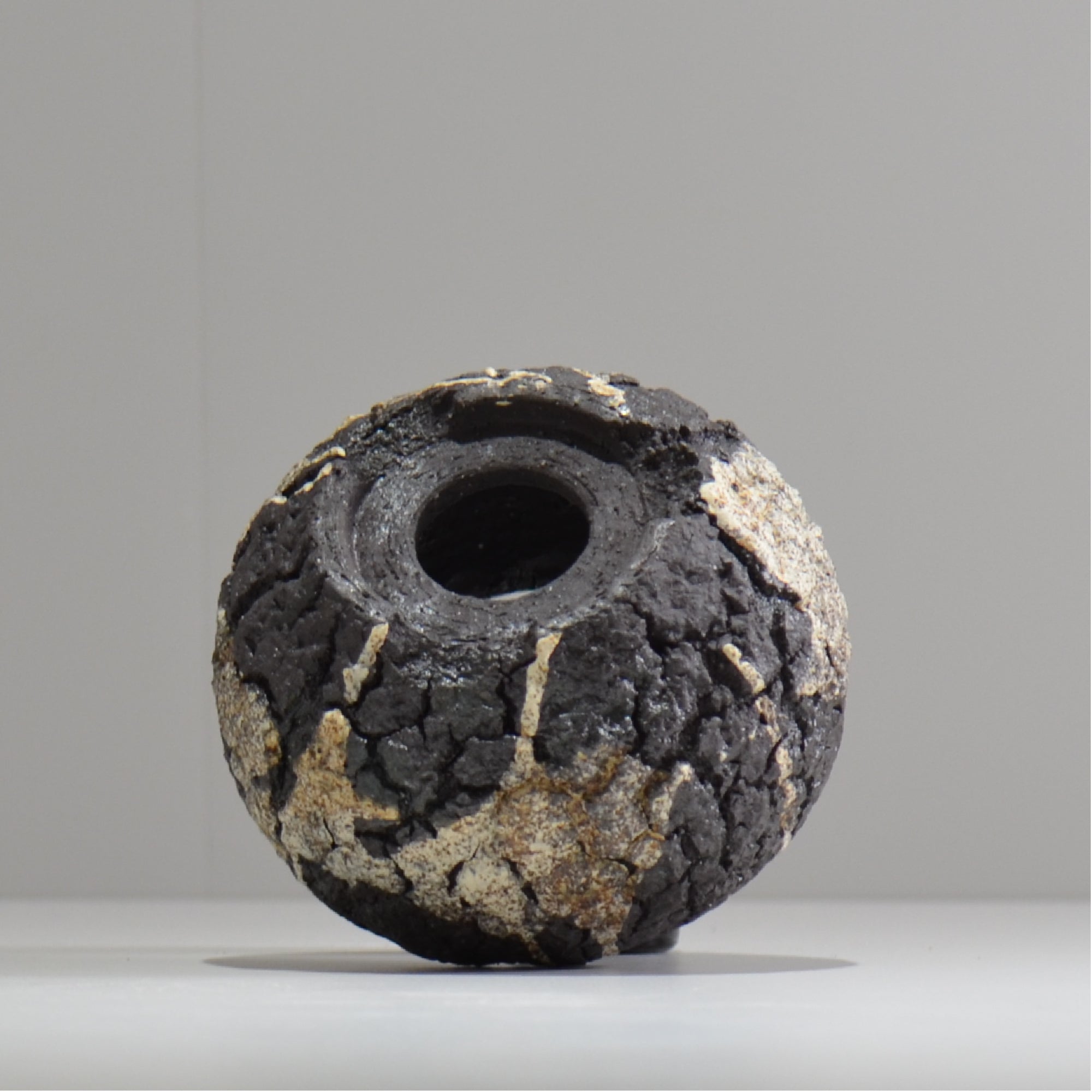 松井邦明 /  枯渇  / mk_ko03_s / 約 10cm / 植木鉢