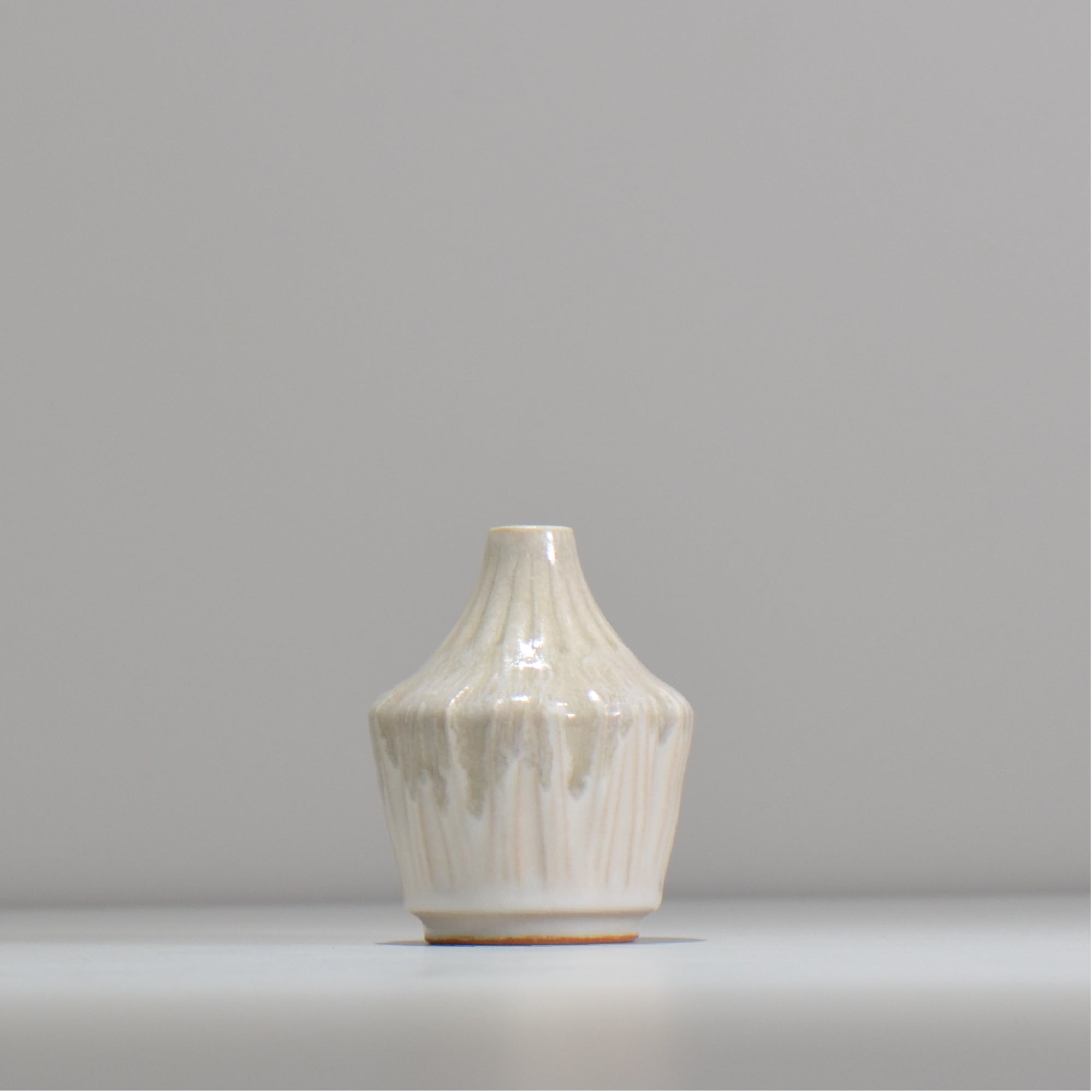 中野 明彦 / グリーン×ホワイト / na2_02_xs / 底面 直径約5.5cm / 一輪挿し 花瓶