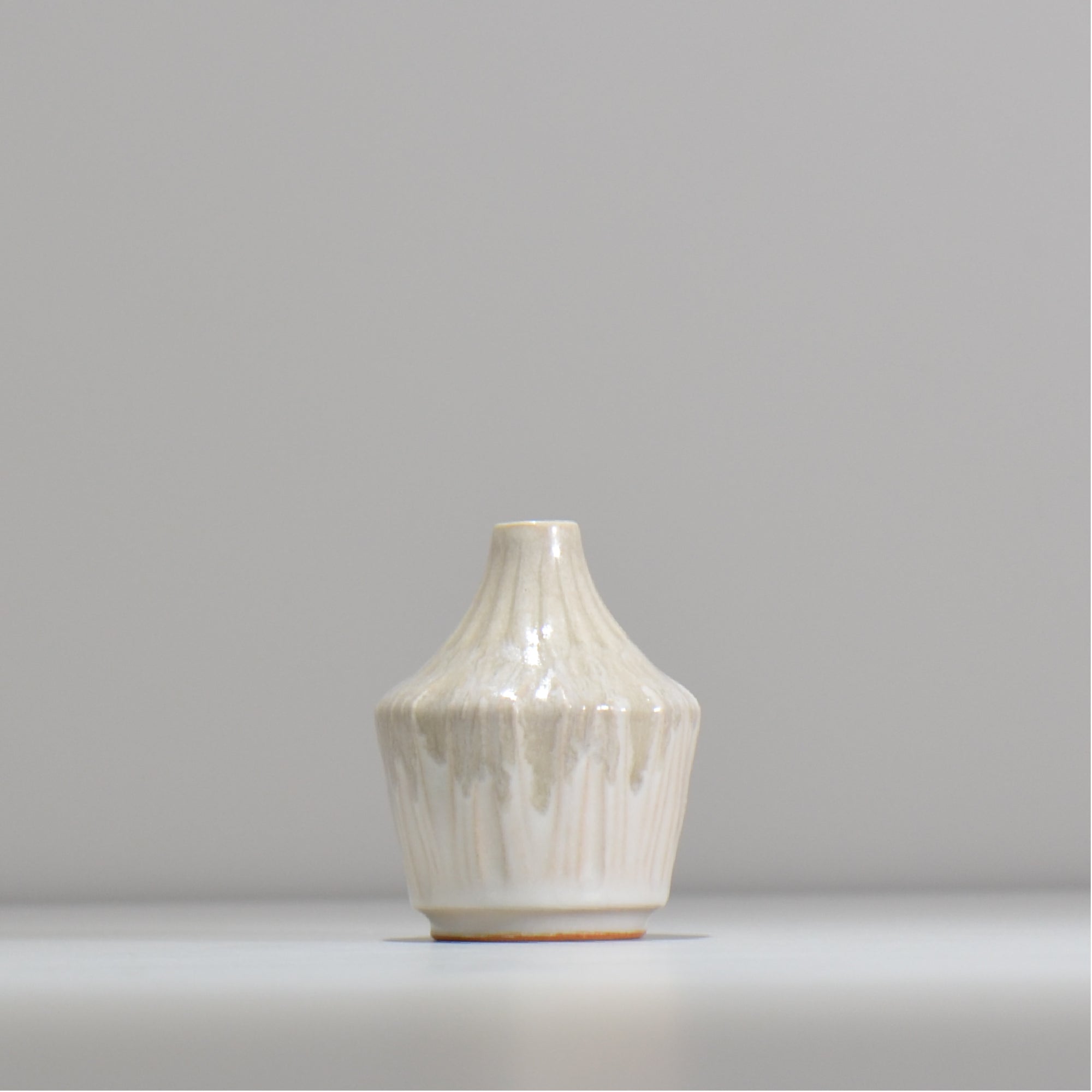 中野 明彦 / グリーン×ホワイト / na2_02_xs / 底面 直径約5.5cm / 一輪挿し 花瓶