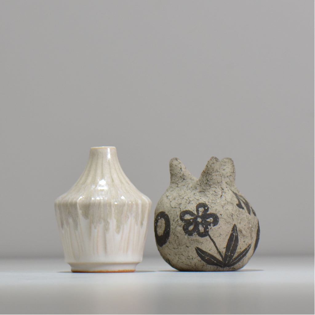 中野 明彦 / グリーン×ホワイト / na2_02_xs / 底面 直径約5.5cm / 一輪挿し 花瓶