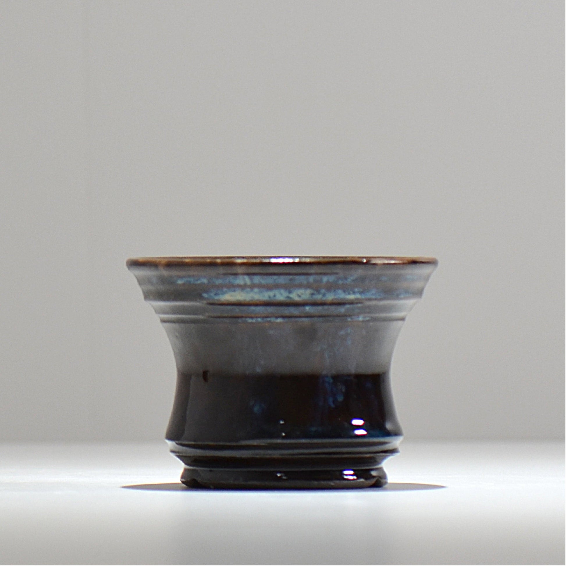 ヒノモトナツミ / 縁-ふち- / hn04_fc03_s / 約φ10.7cm / 植木鉢