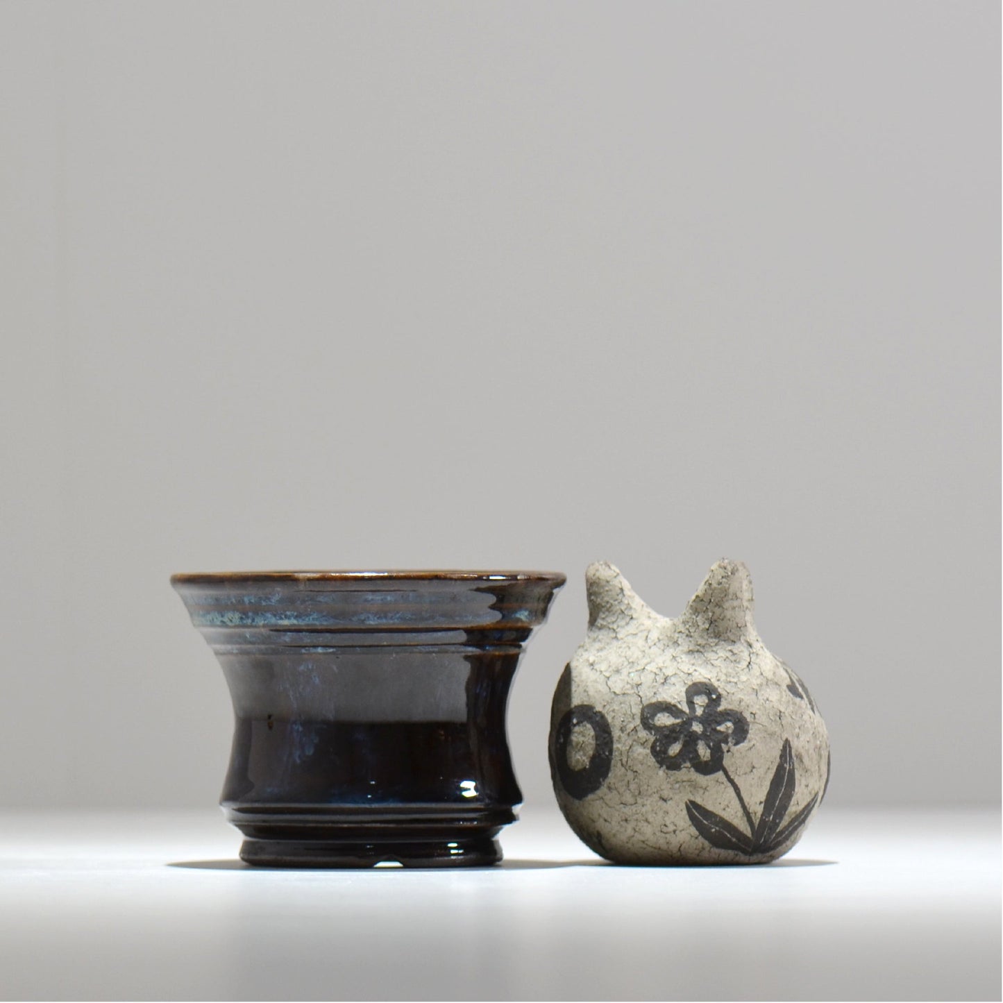 ヒノモトナツミ / 縁-ふち- / hn04_fc03_s / 約φ10.7cm / 植木鉢