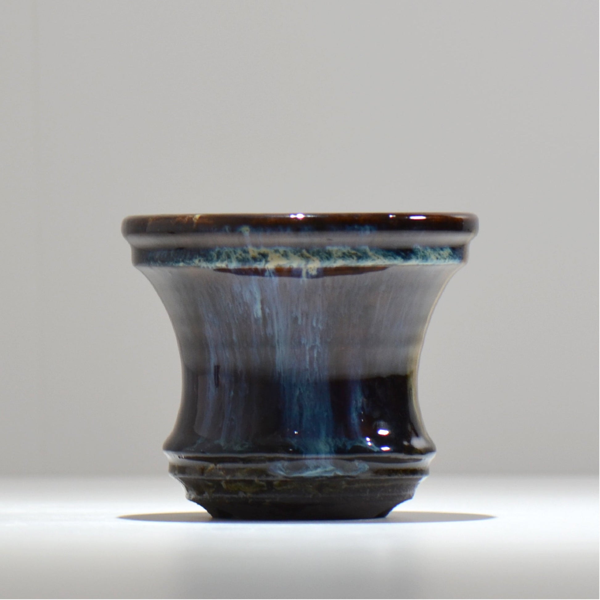 ヒノモトナツミ / 縁-ふち- / hn02_fc11_m / 約φ12.6cm / 植木鉢