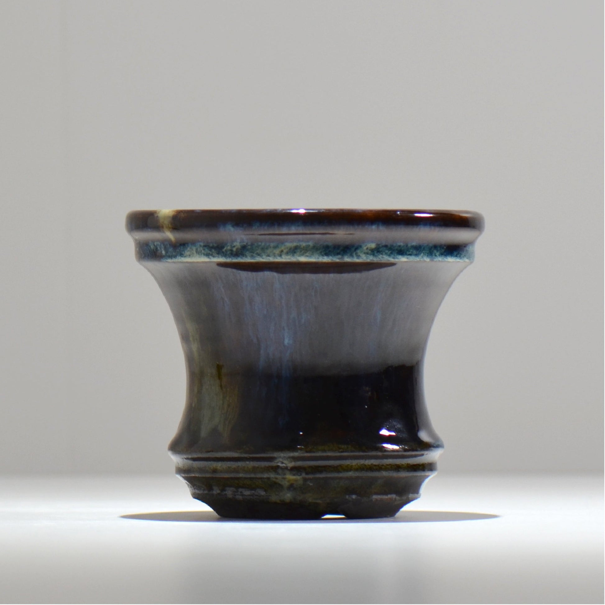 ヒノモトナツミ / 縁-ふち- / hn02_fc11_m / 約φ12.6cm / 植木鉢