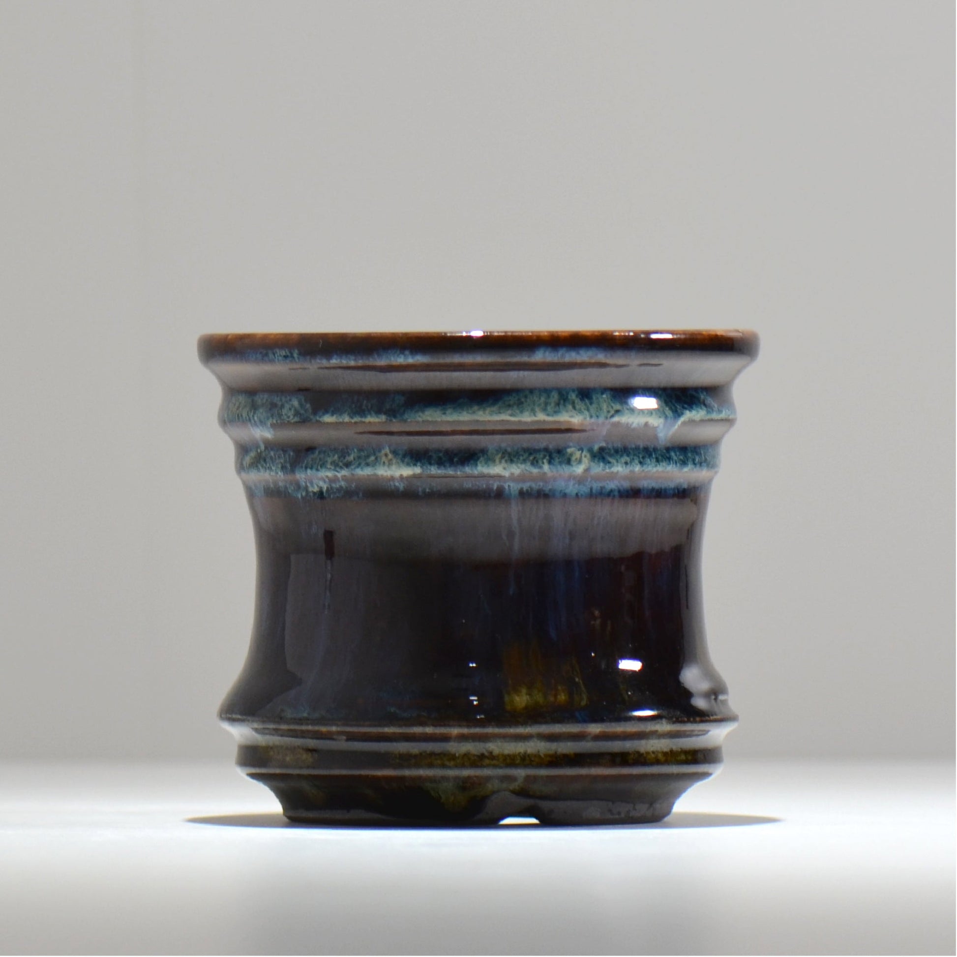 ヒノモトナツミ / 縁-ふち- /hn02_fc16_m/ 約φ12.8cm / 植木鉢