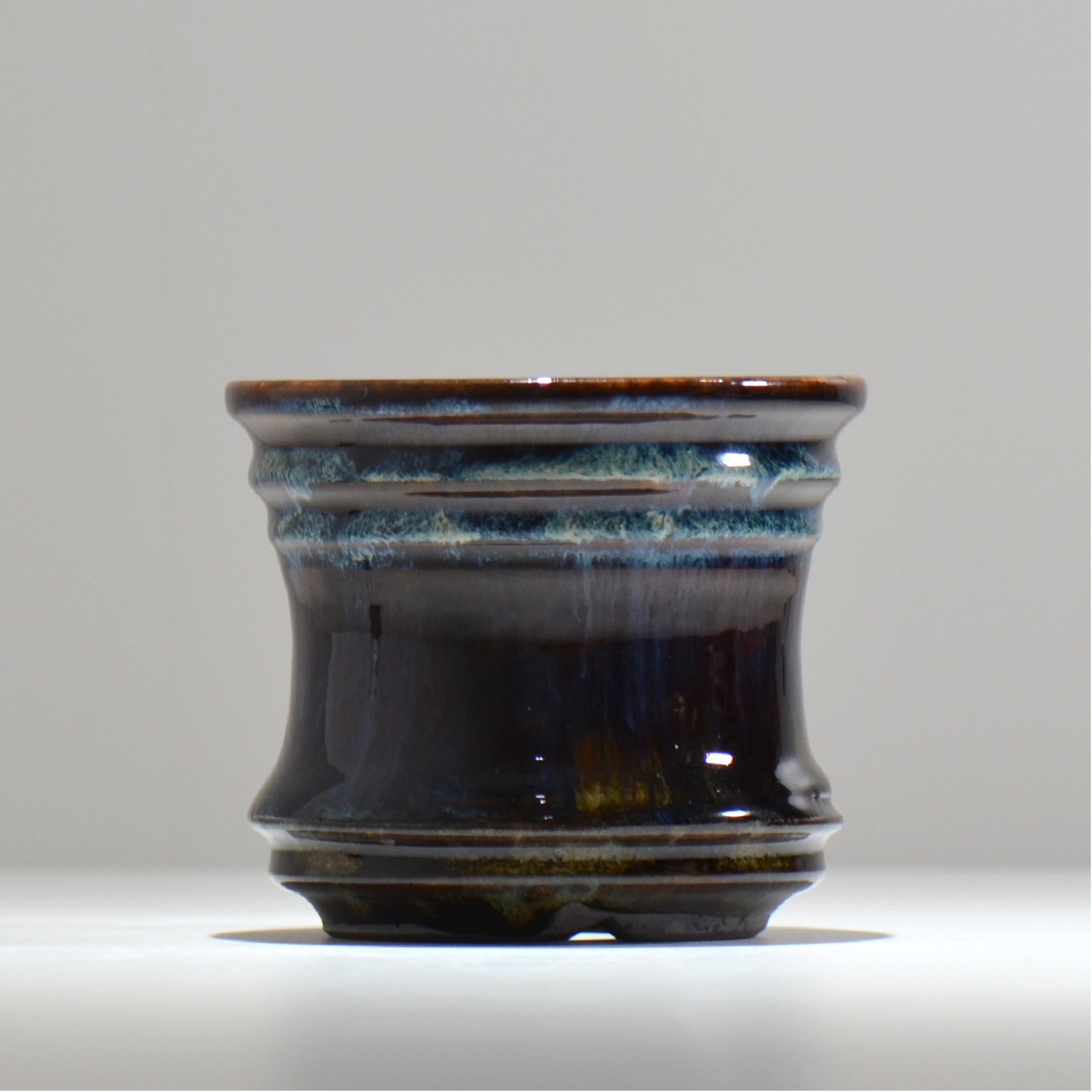 ヒノモトナツミ / 縁-ふち- /hn02_fc16_m/ 約φ12.8cm / 植木鉢