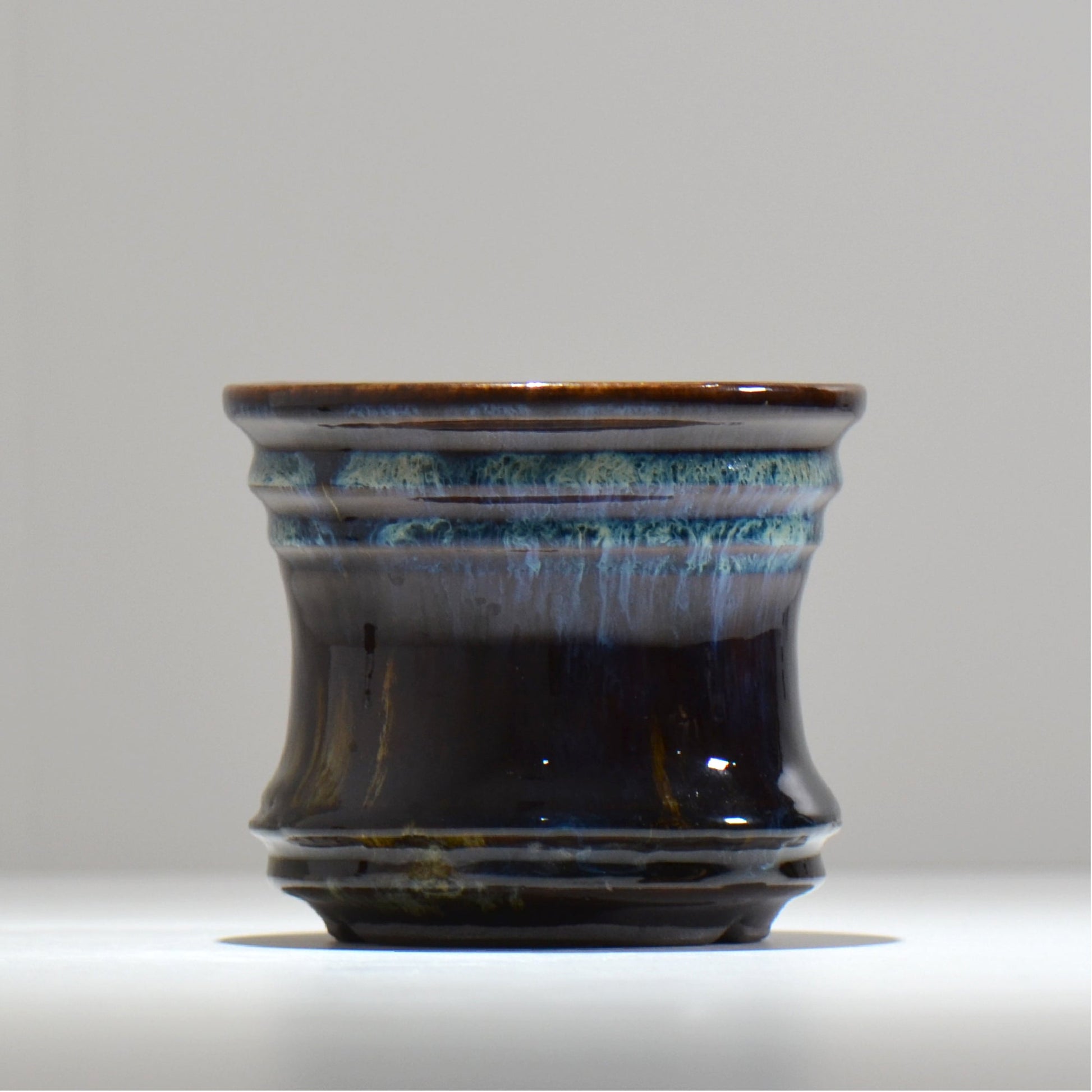 ヒノモトナツミ / 縁-ふち- /hn02_fc16_m/ 約φ12.8cm / 植木鉢