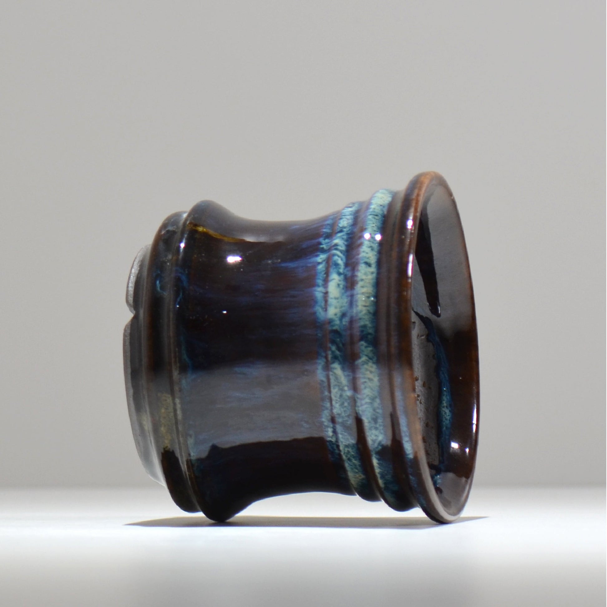 ヒノモトナツミ / 縁-ふち- /hn02_fc16_m/ 約φ12.8cm / 植木鉢