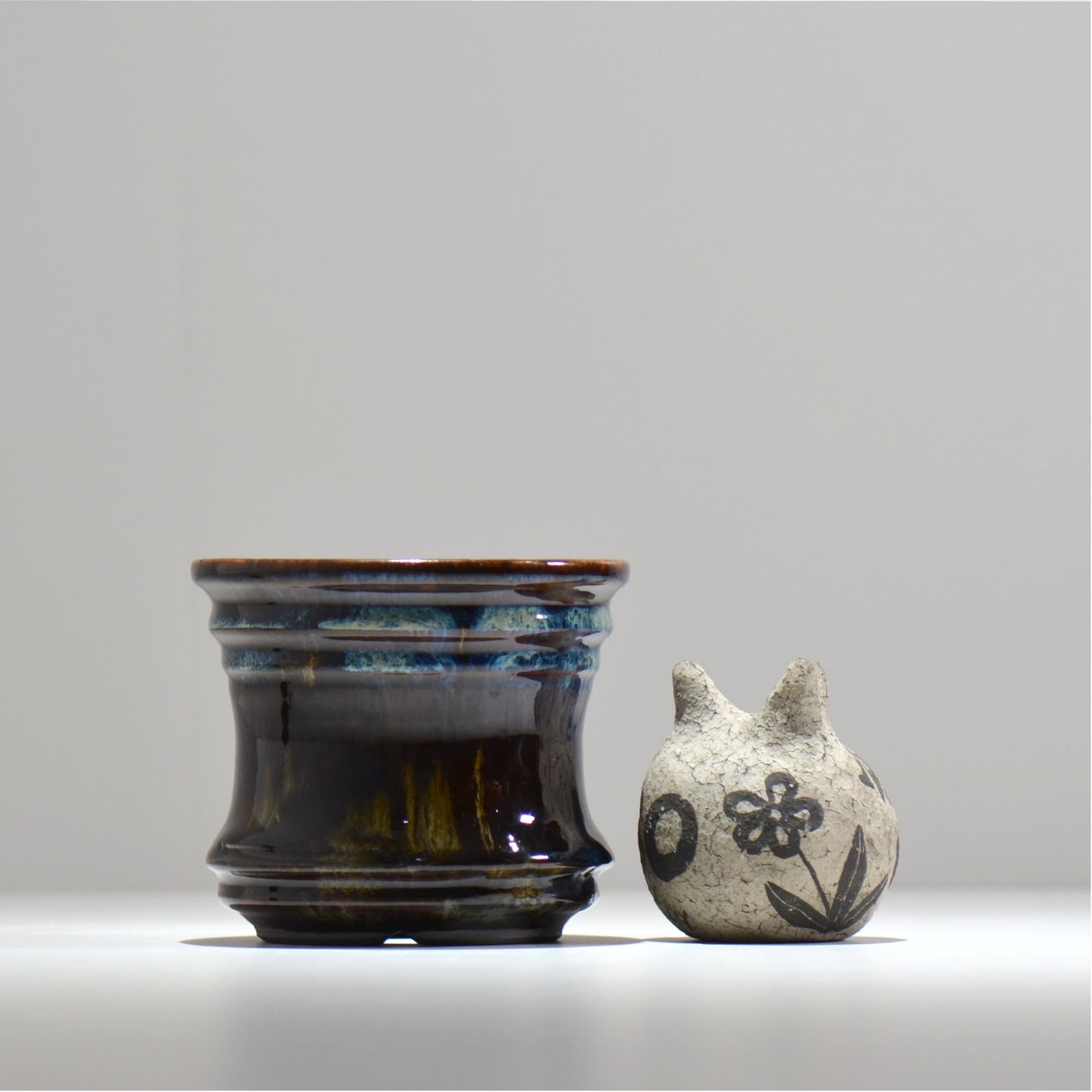 ヒノモトナツミ / 縁-ふち- /hn02_fc16_m/ 約φ12.8cm / 植木鉢