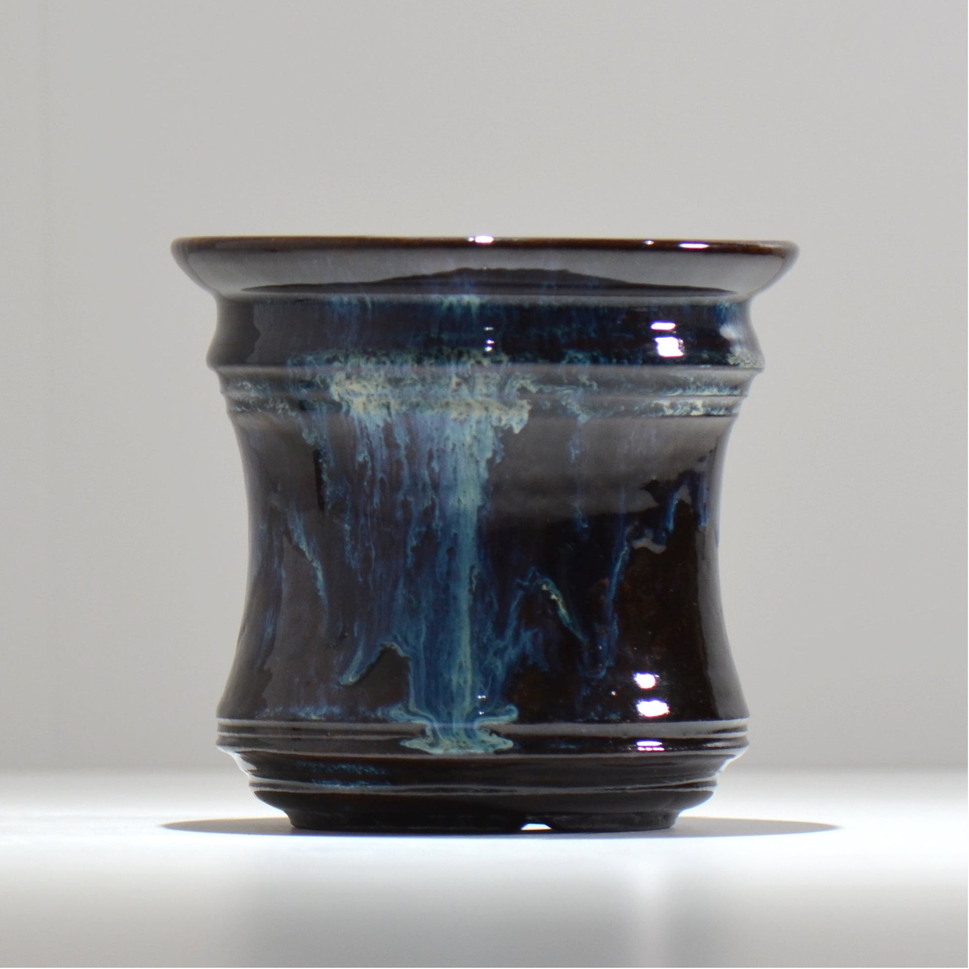 ヒノモトナツミ / 縁-ふち- / hn02_fc22_m / 約φ15cm / 植木鉢