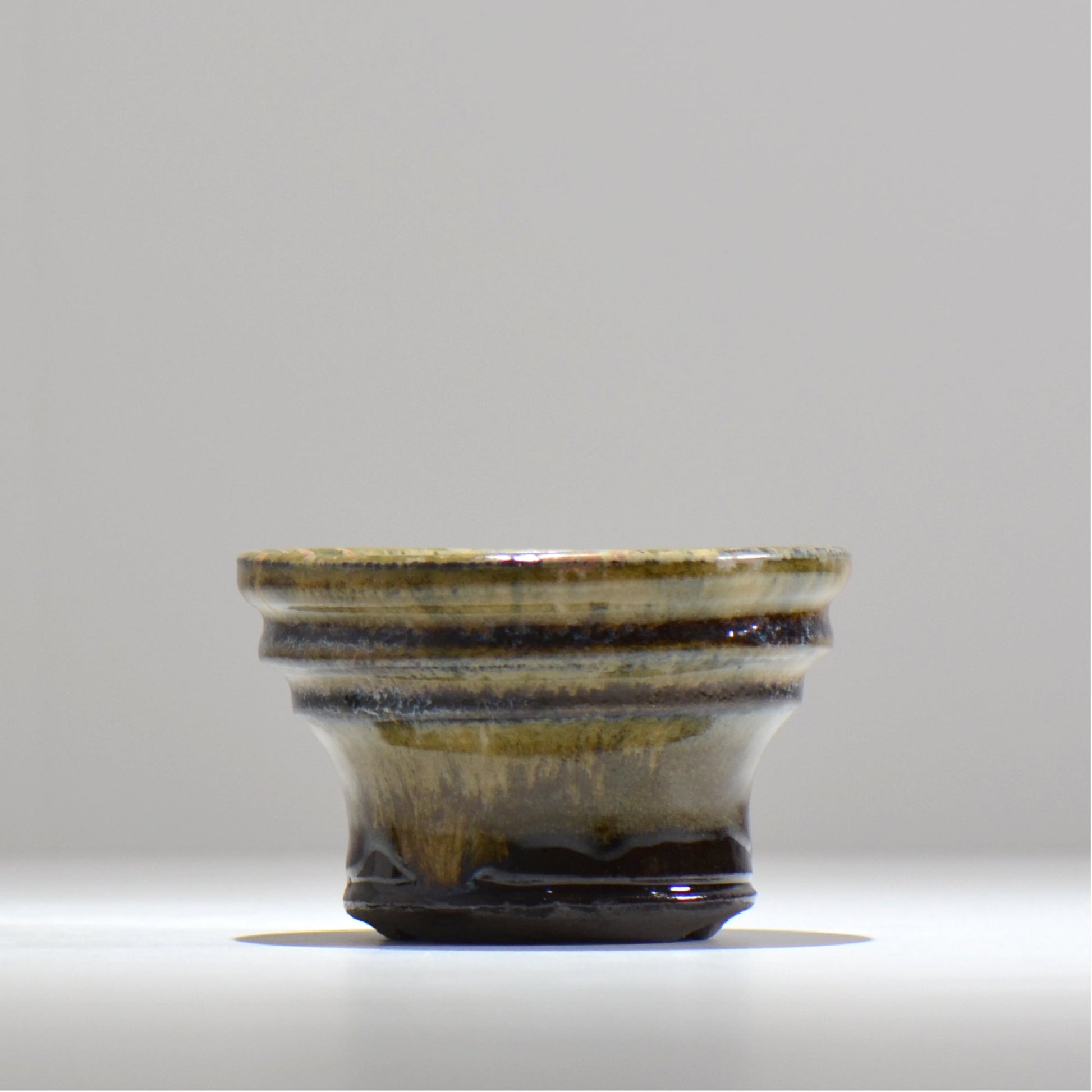 ヒノモトナツミ / 鈍-にび- / hn02_nb02_s / 約φ11.7cm / 植木鉢
