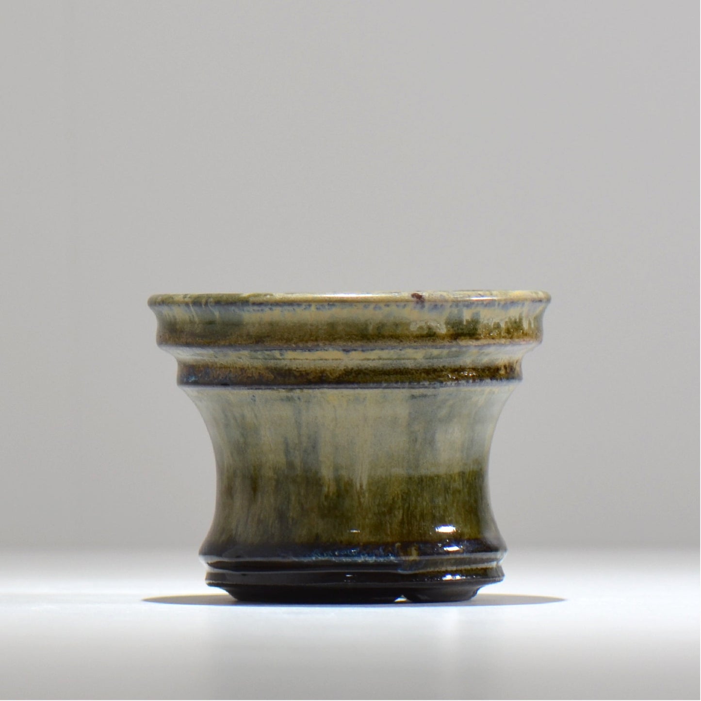 ヒノモトナツミ / 鈍-にび- / hn02_nb03_s / 約φ11.7cm / 植木鉢