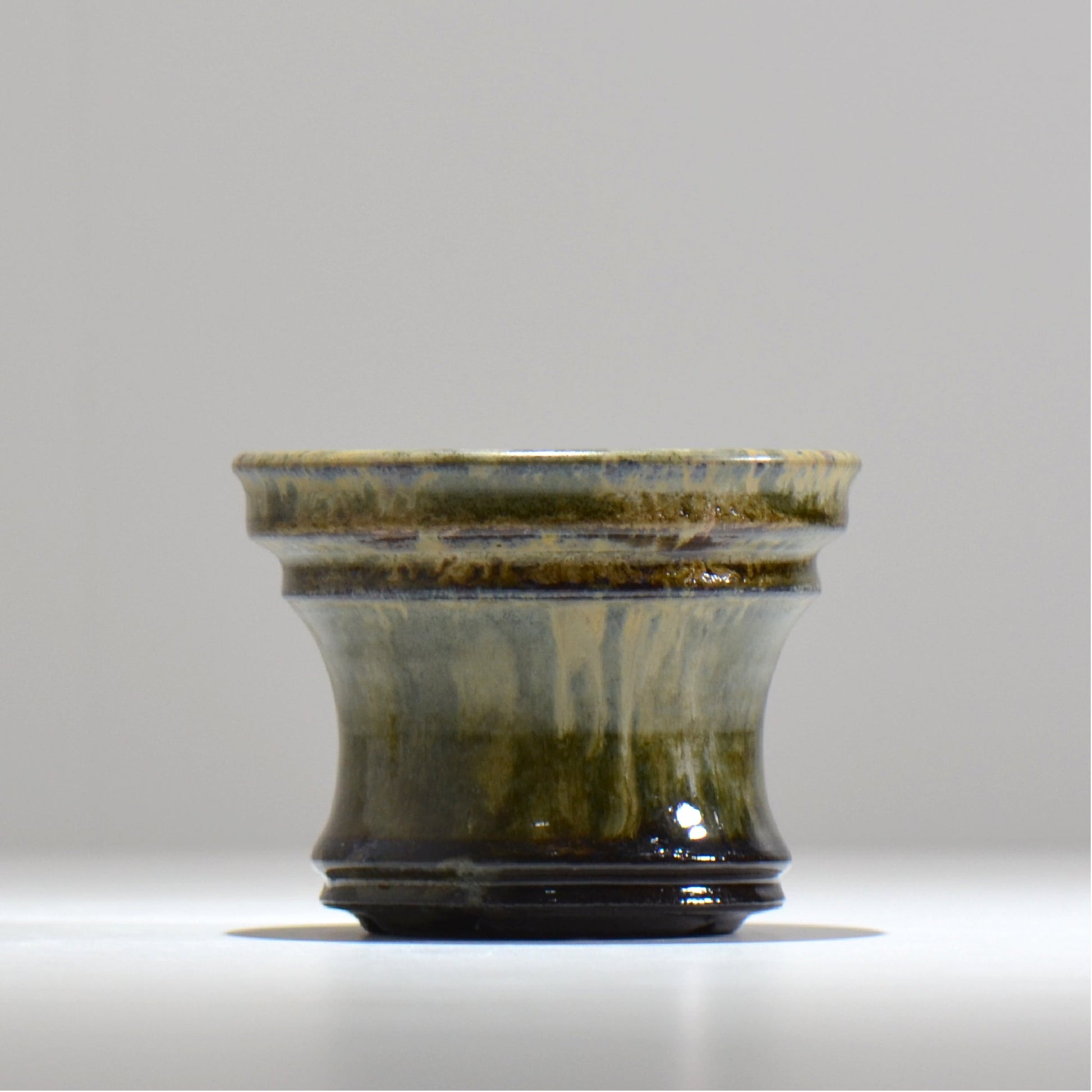ヒノモトナツミ / 鈍-にび- / hn02_nb03_s / 約φ11.7cm / 植木鉢