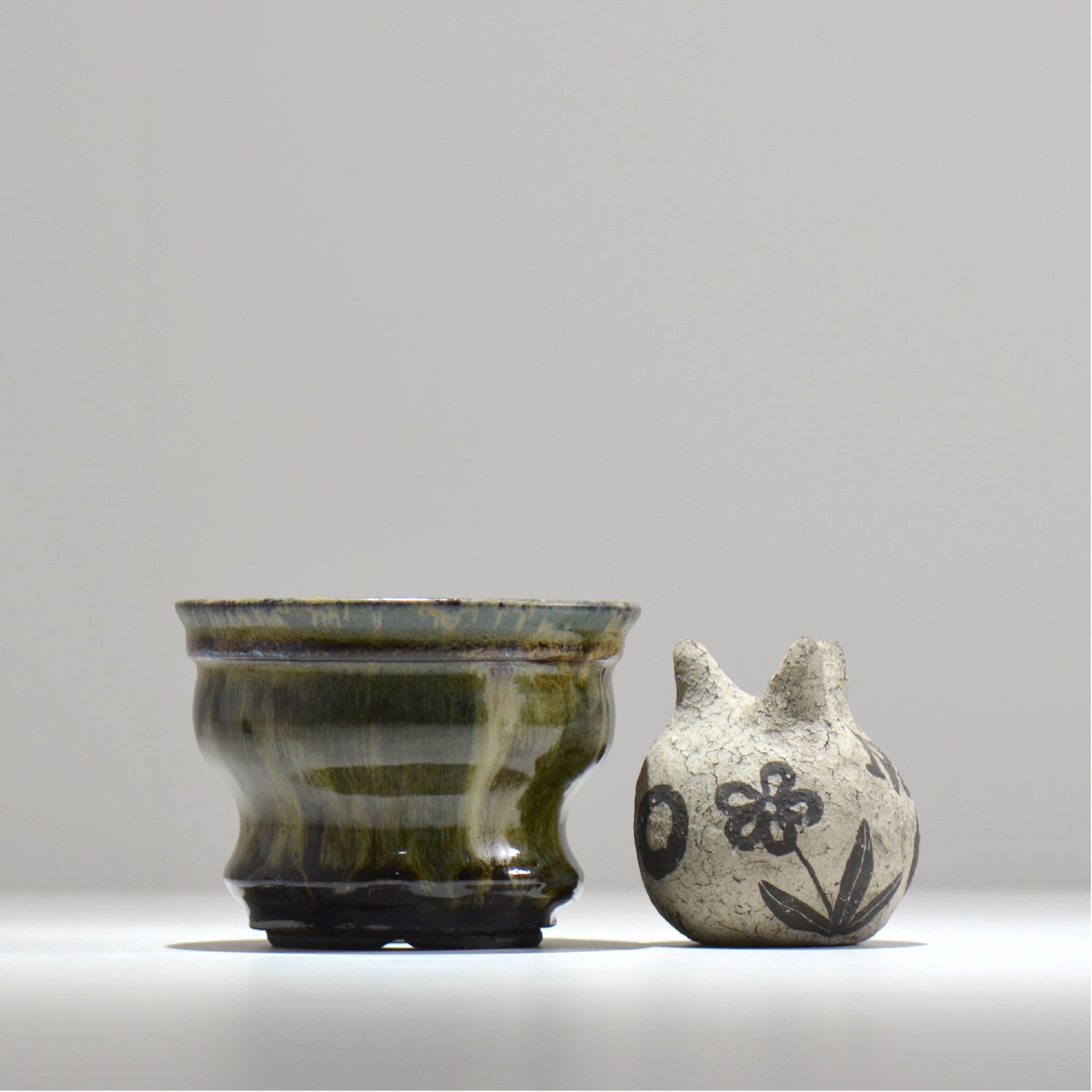 ヒノモトナツミ / 鈍-にび- / hn02_nb09_m / 約φ12.5cm / 植木鉢