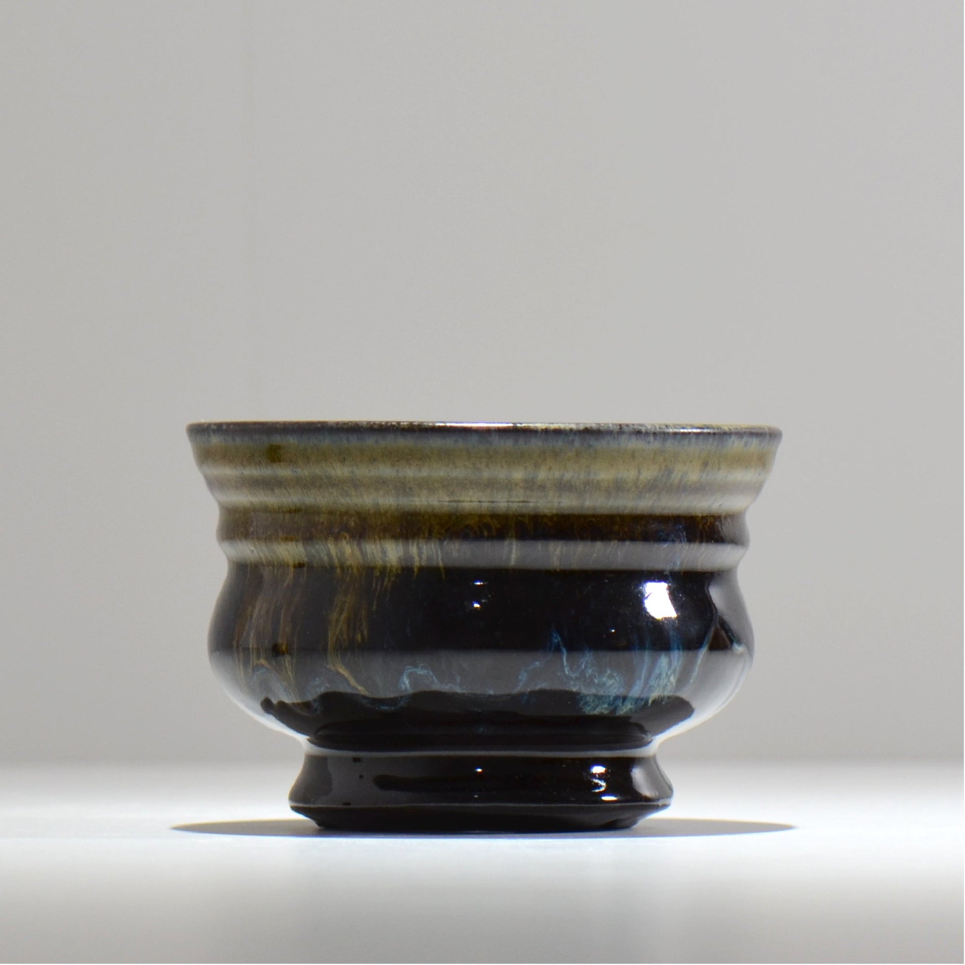 ヒノモトナツミ / 鈍-にび- / hn02_nb12_m / 約φ13.5cm / 植木鉢