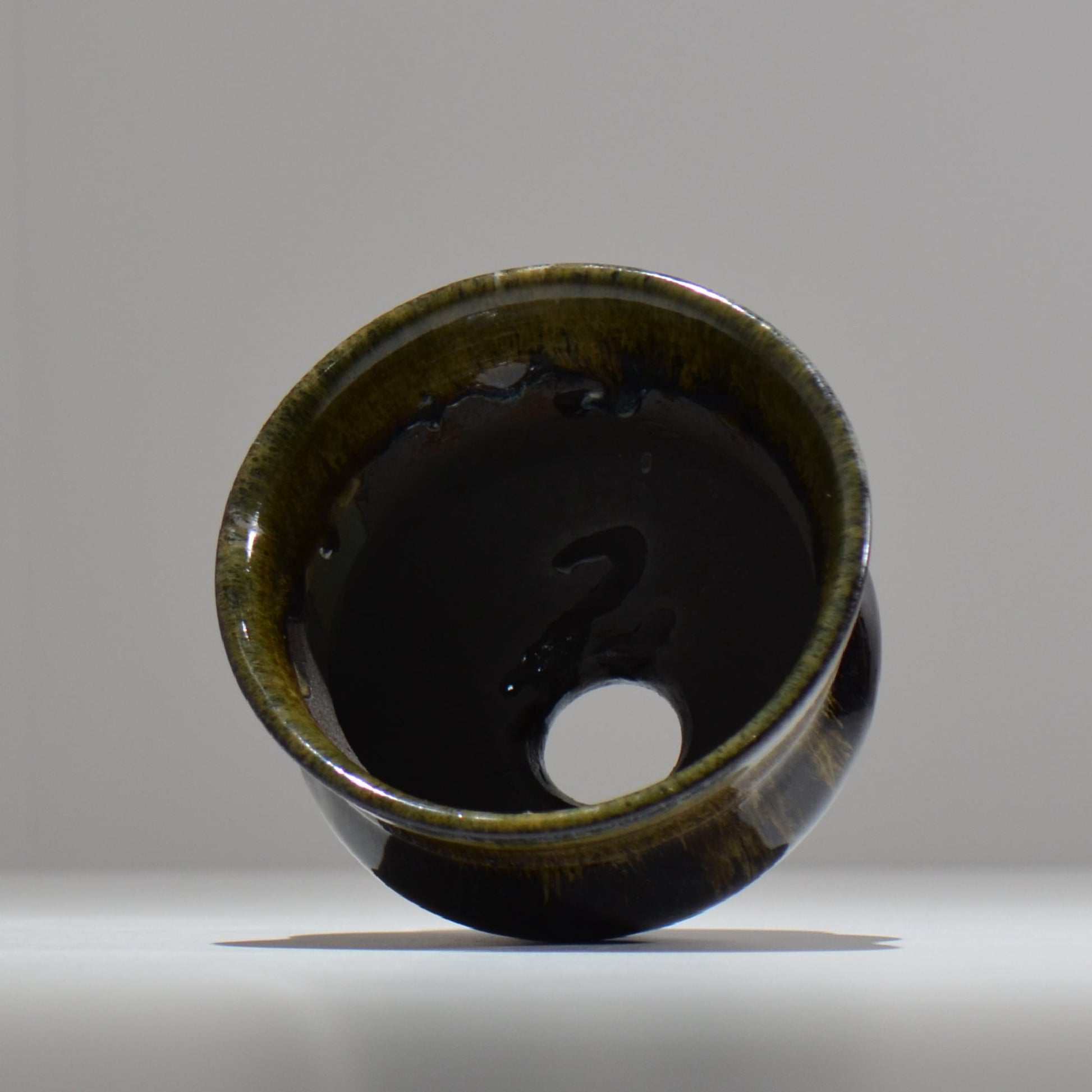 ヒノモトナツミ / 鈍-にび- / hn02_nb12_m / 約φ13.5cm / 植木鉢