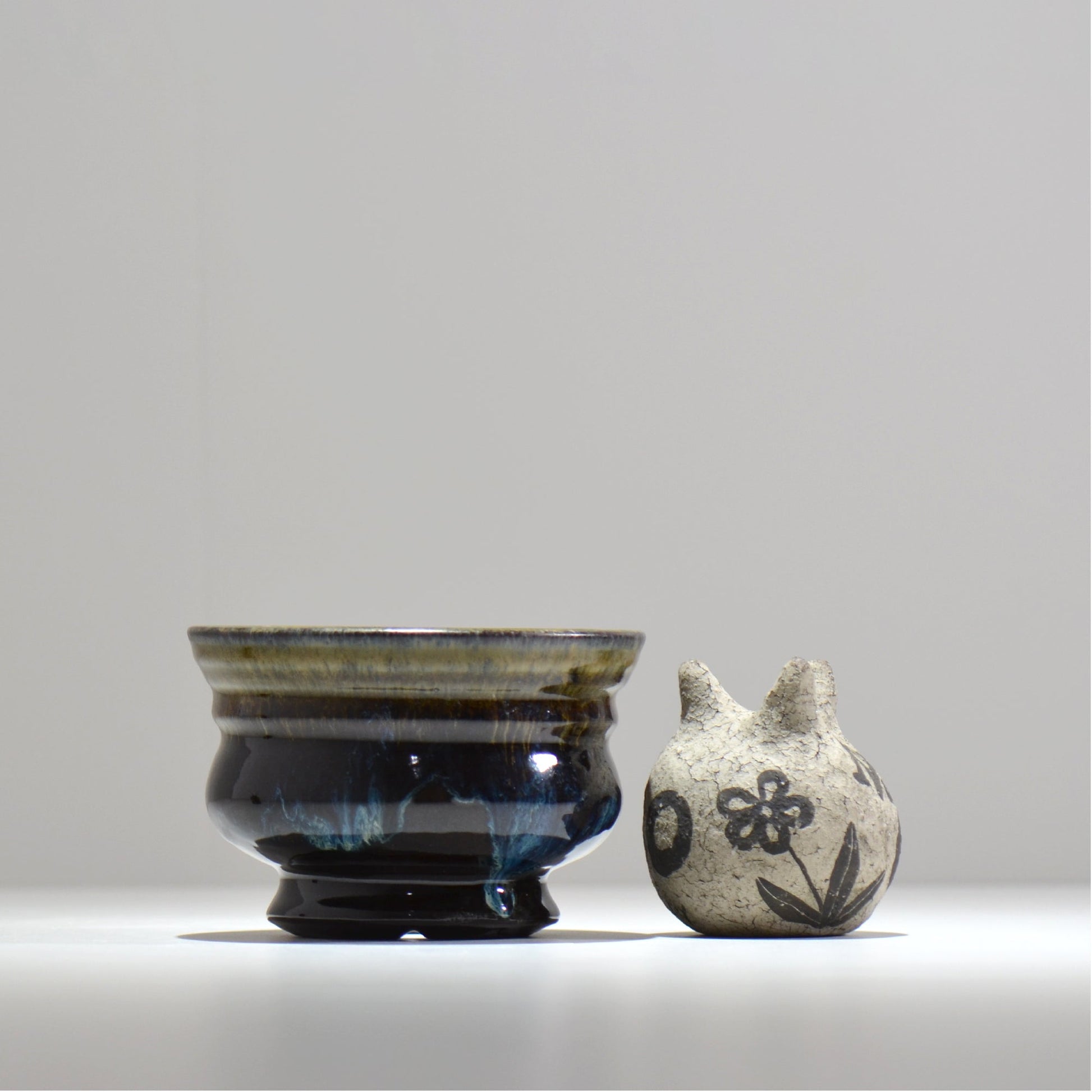 ヒノモトナツミ / 鈍-にび- / hn02_nb12_m / 約φ13.5cm / 植木鉢