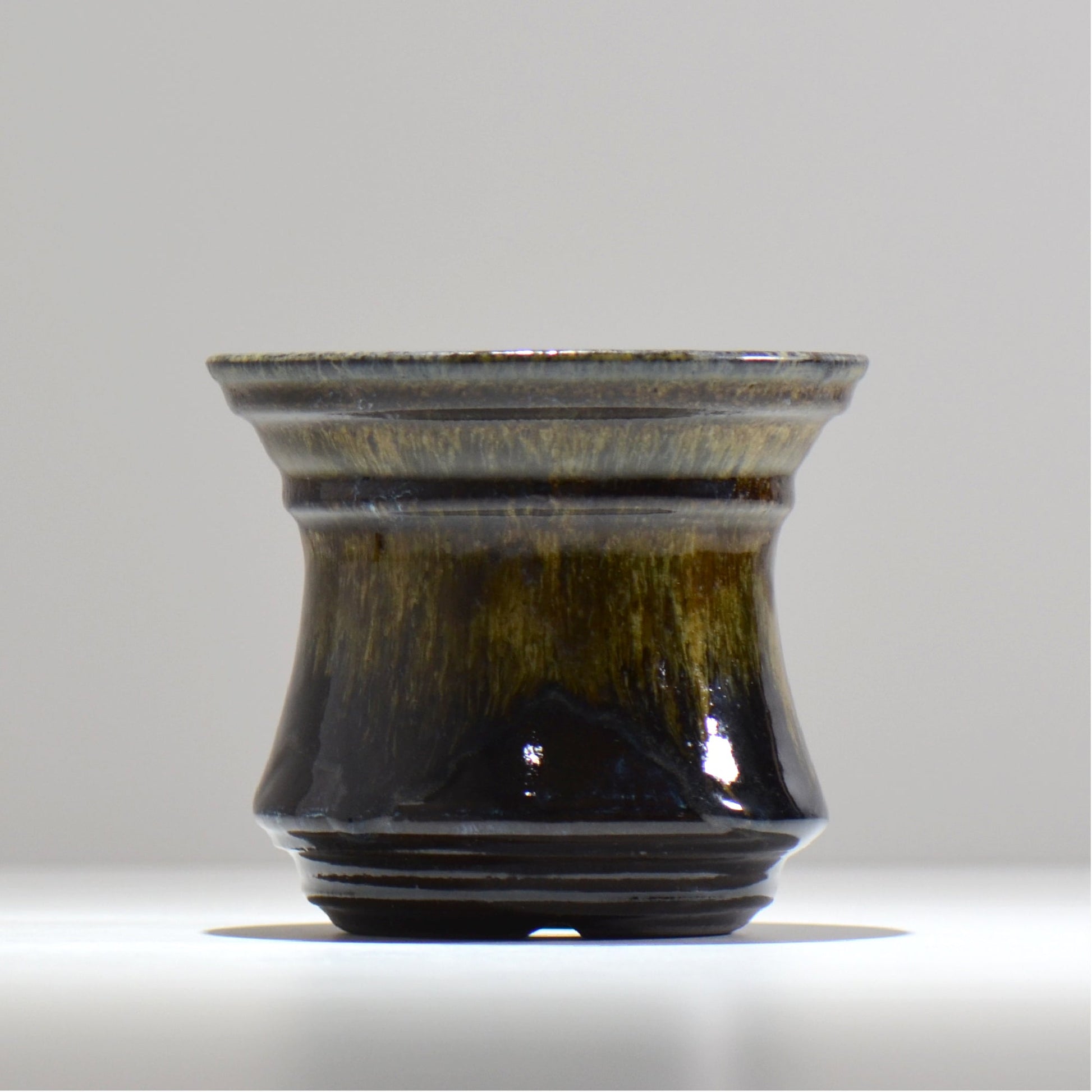 ヒノモトナツミ / 鈍-にび- / hn02_nb19_m/ 約φ13.5cm / 植木鉢
