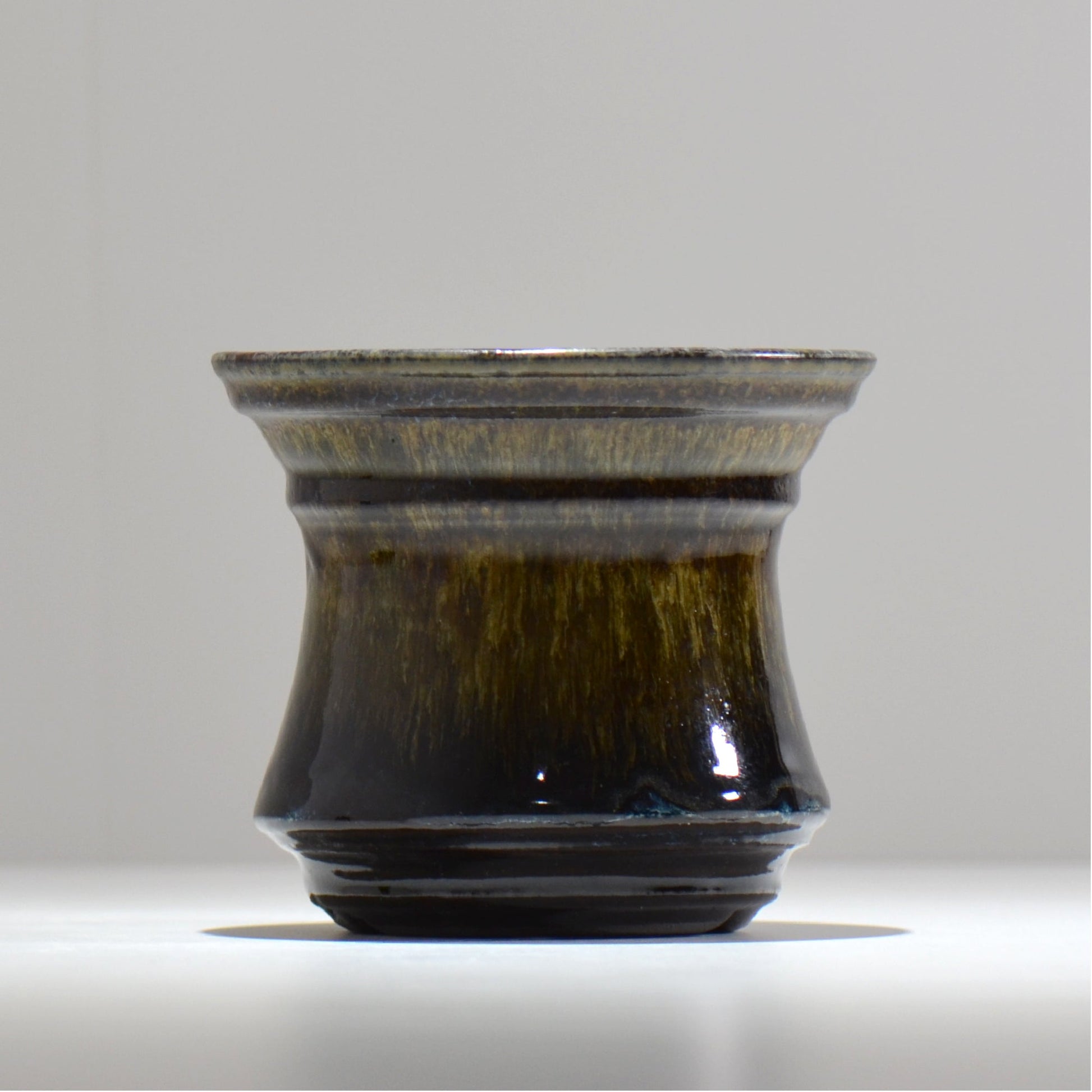 ヒノモトナツミ / 鈍-にび- / hn02_nb19_m/ 約φ13.5cm / 植木鉢