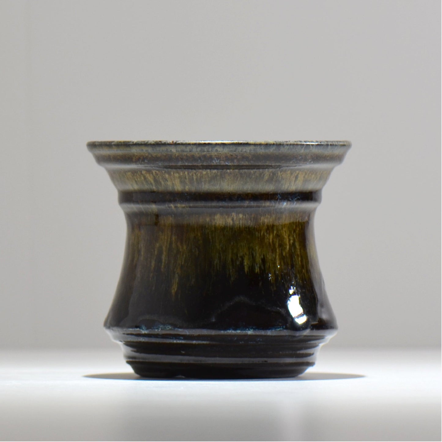 ヒノモトナツミ / 鈍-にび- / hn02_nb19_m/ 約φ13.5cm / 植木鉢