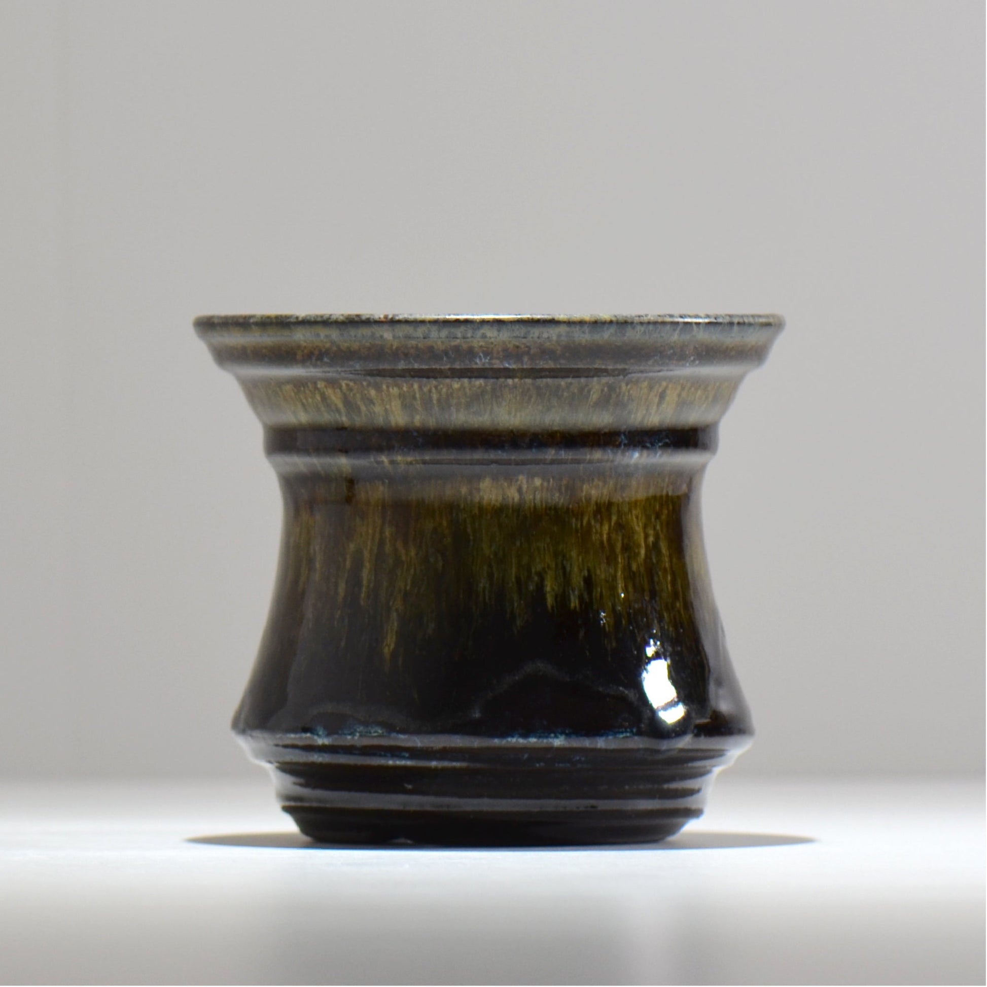 ヒノモトナツミ / 鈍-にび- / hn02_nb19_m/ 約φ13.5cm / 植木鉢