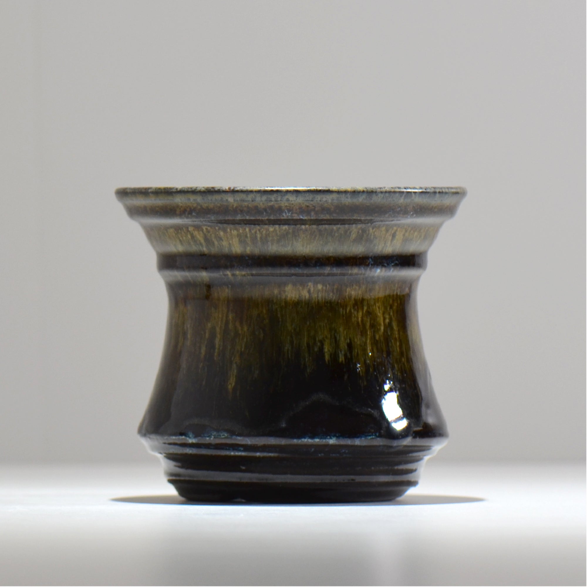 ヒノモトナツミ / 鈍-にび- / hn02_nb19_m/ 約φ13.5cm / 植木鉢
