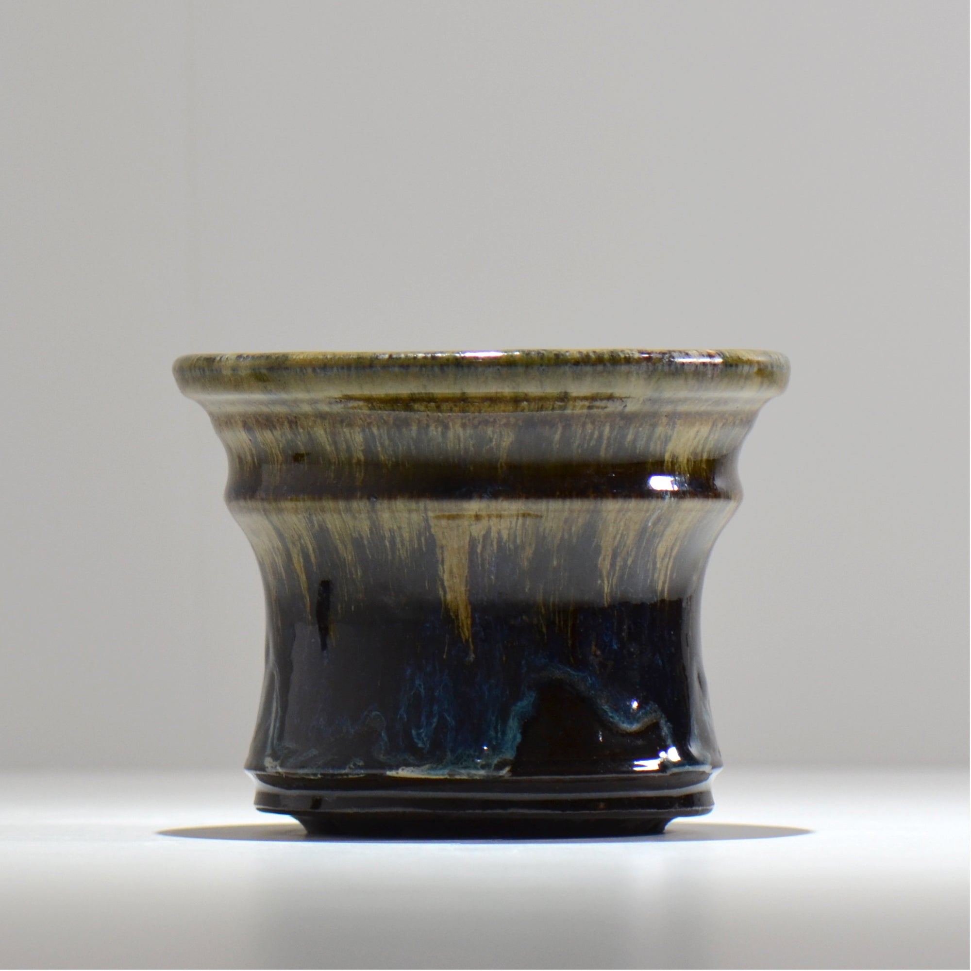 ヒノモトナツミ / 鈍-にび- / hn02_nb22_m / 約φ14.5cm / 植木鉢