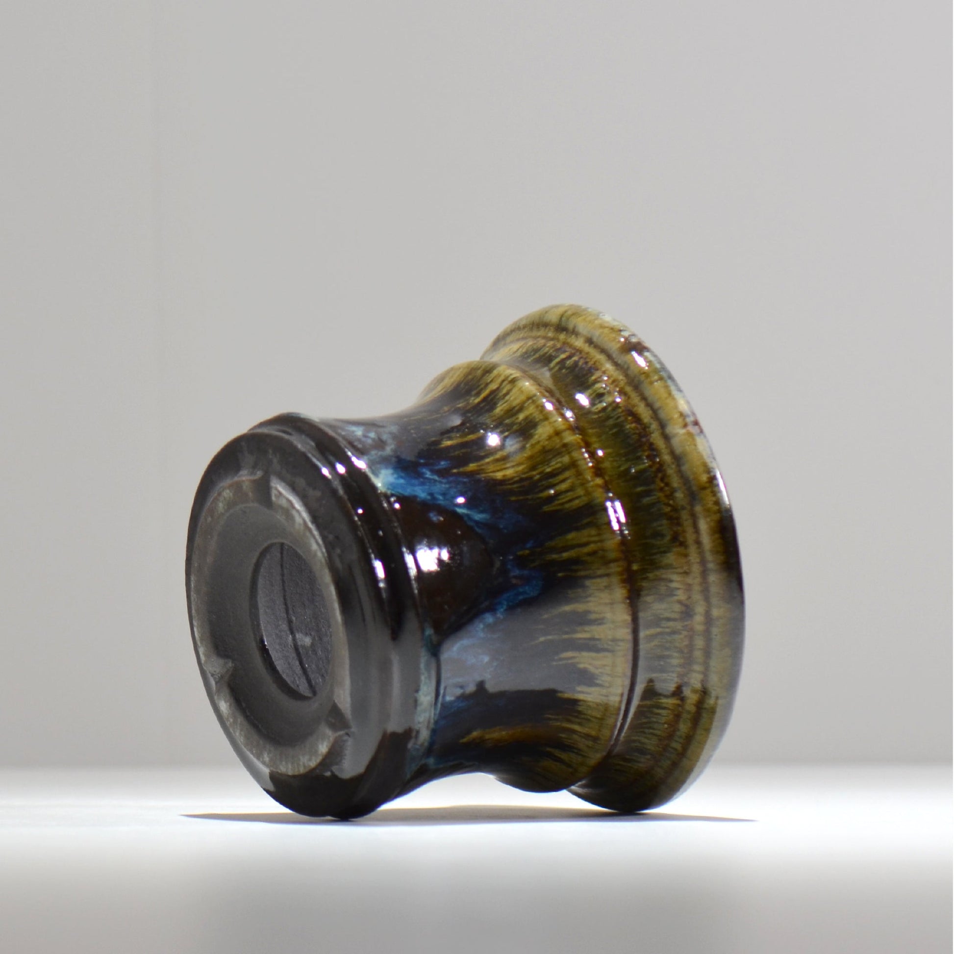 ヒノモトナツミ / 鈍-にび- / hn02_nb22_m / 約φ14.5cm / 植木鉢