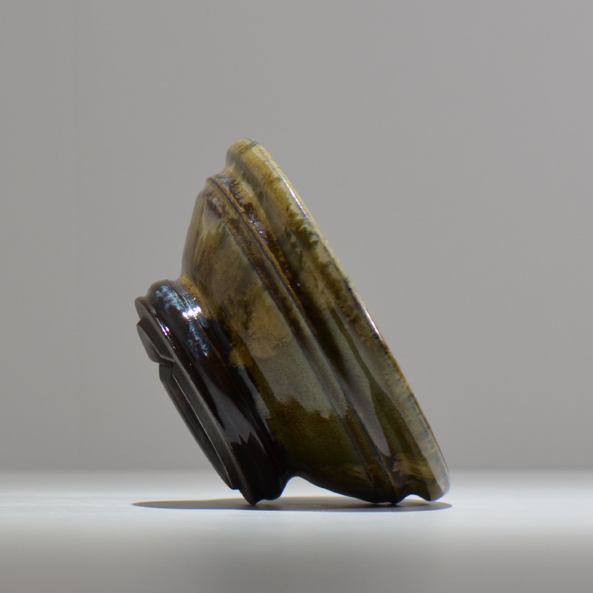 ヒノモトナツミ / 鈍-にび- /hn02_nb24_l/ 約φ17.5cm / 植木鉢