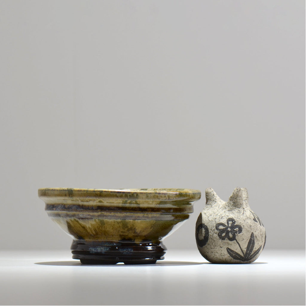 ヒノモトナツミ / 鈍-にび- /hn02_nb24_l/ 約φ17.5cm / 植木鉢