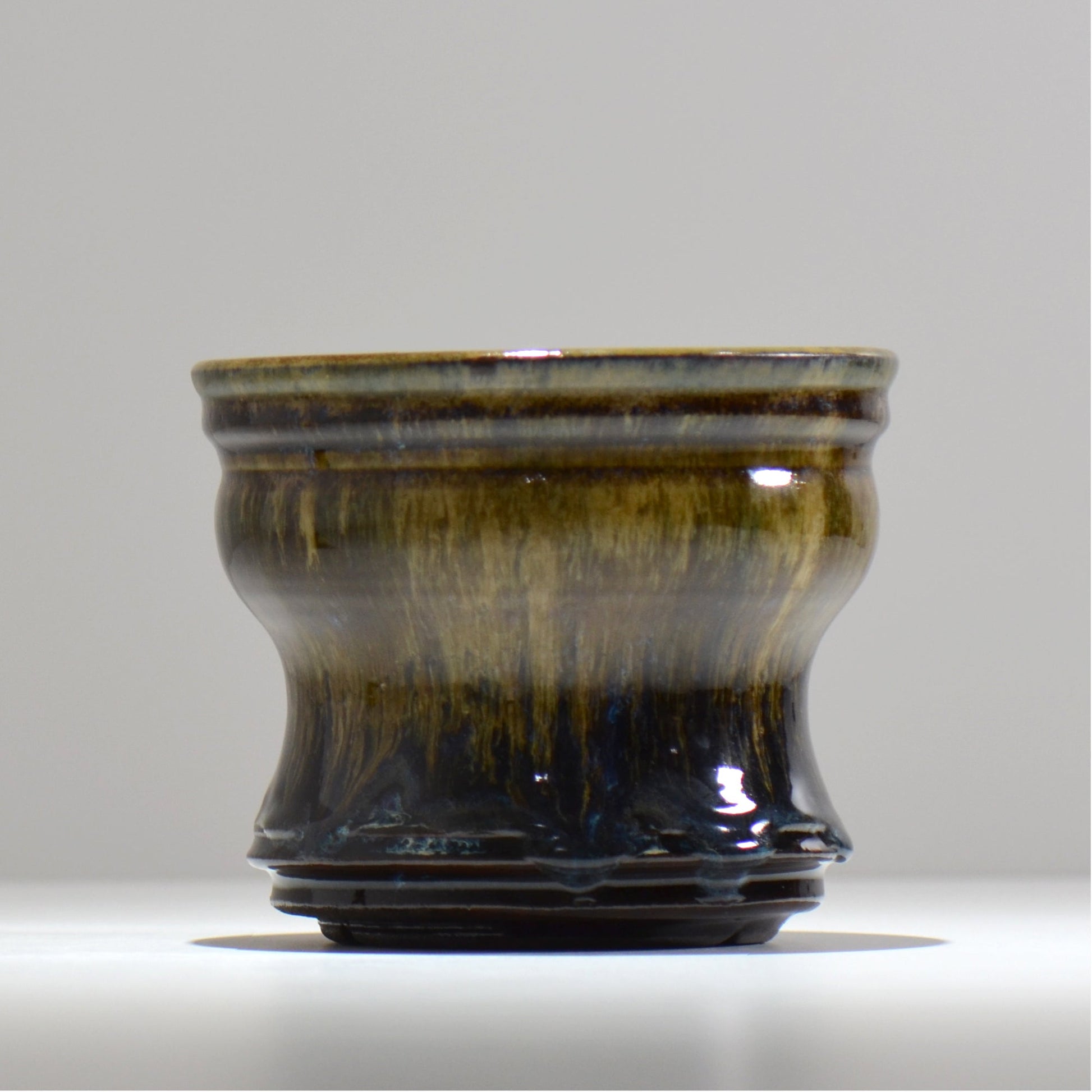 ヒノモトナツミ / 鈍-にび- / hn02_nb25_l / 約φ15.2cm / 植木鉢