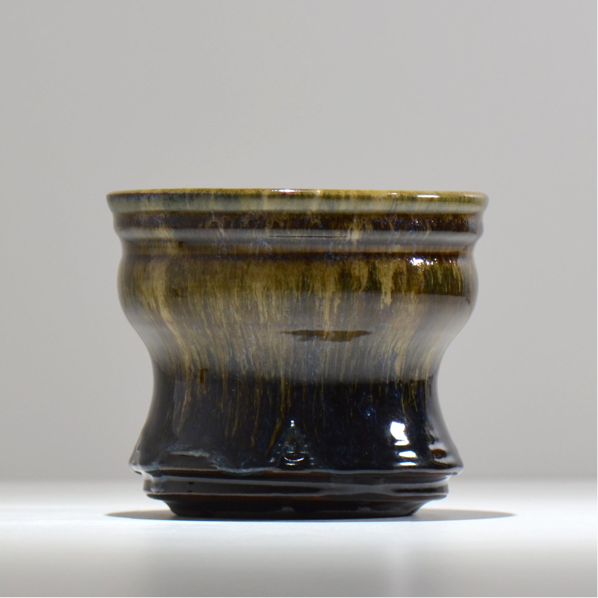 ヒノモトナツミ / 鈍-にび- / hn02_nb25_l / 約φ15.2cm / 植木鉢