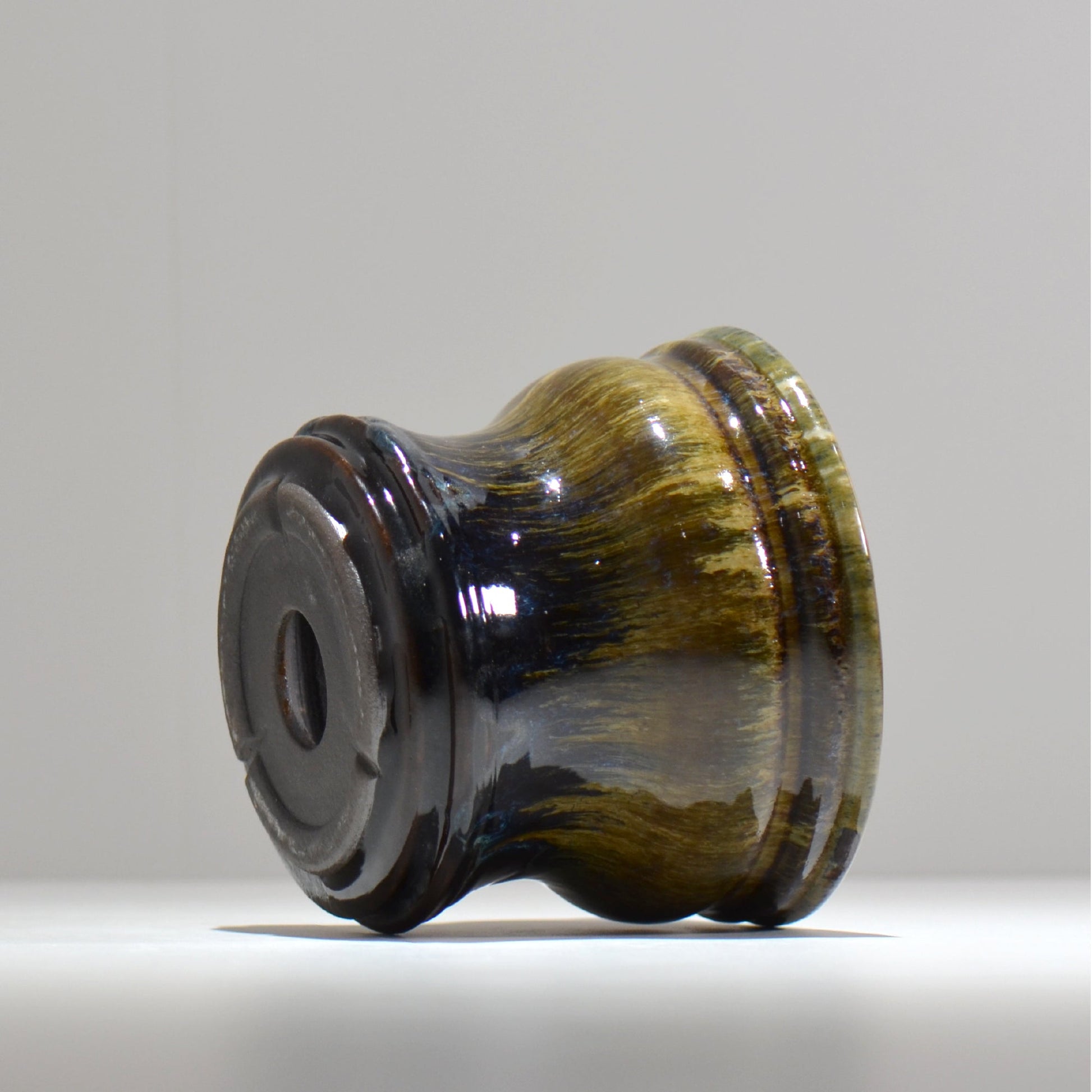 ヒノモトナツミ / 鈍-にび- / hn02_nb25_l / 約φ15.2cm / 植木鉢