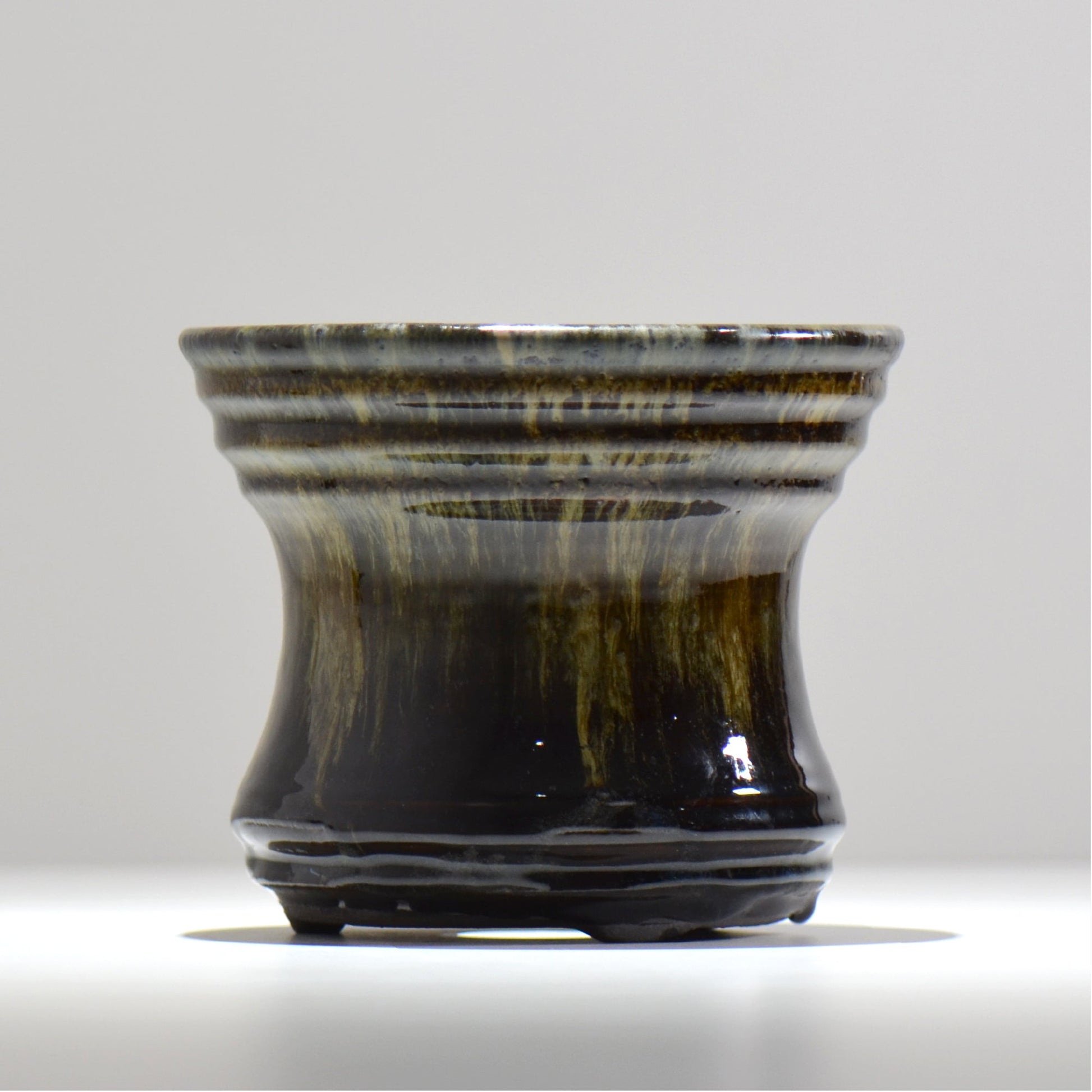 ヒノモトナツミ / 鈍-にび- / hn02_nb27_l / 約φ16cm / 植木鉢