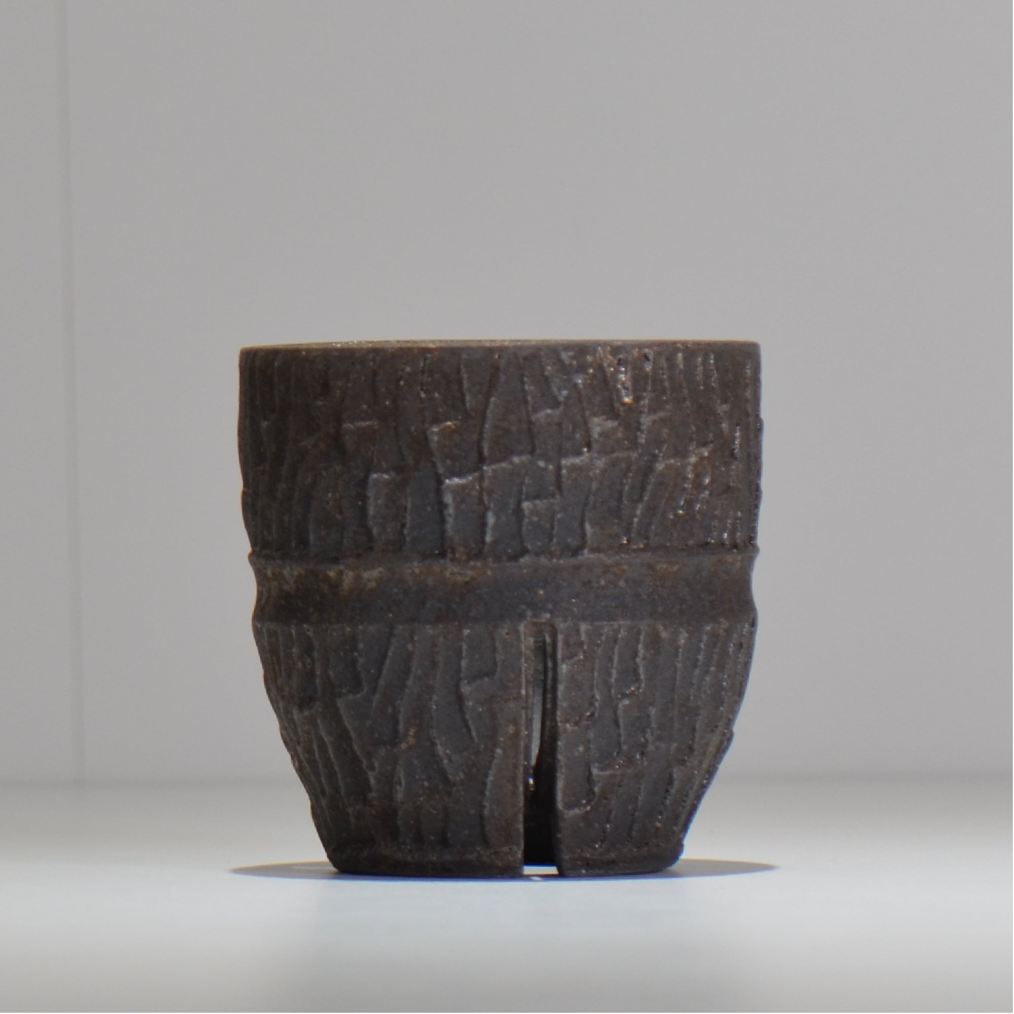 塊根植物・観葉植物の植木鉢専門店 「HACHILABO - ハチラボ- 」