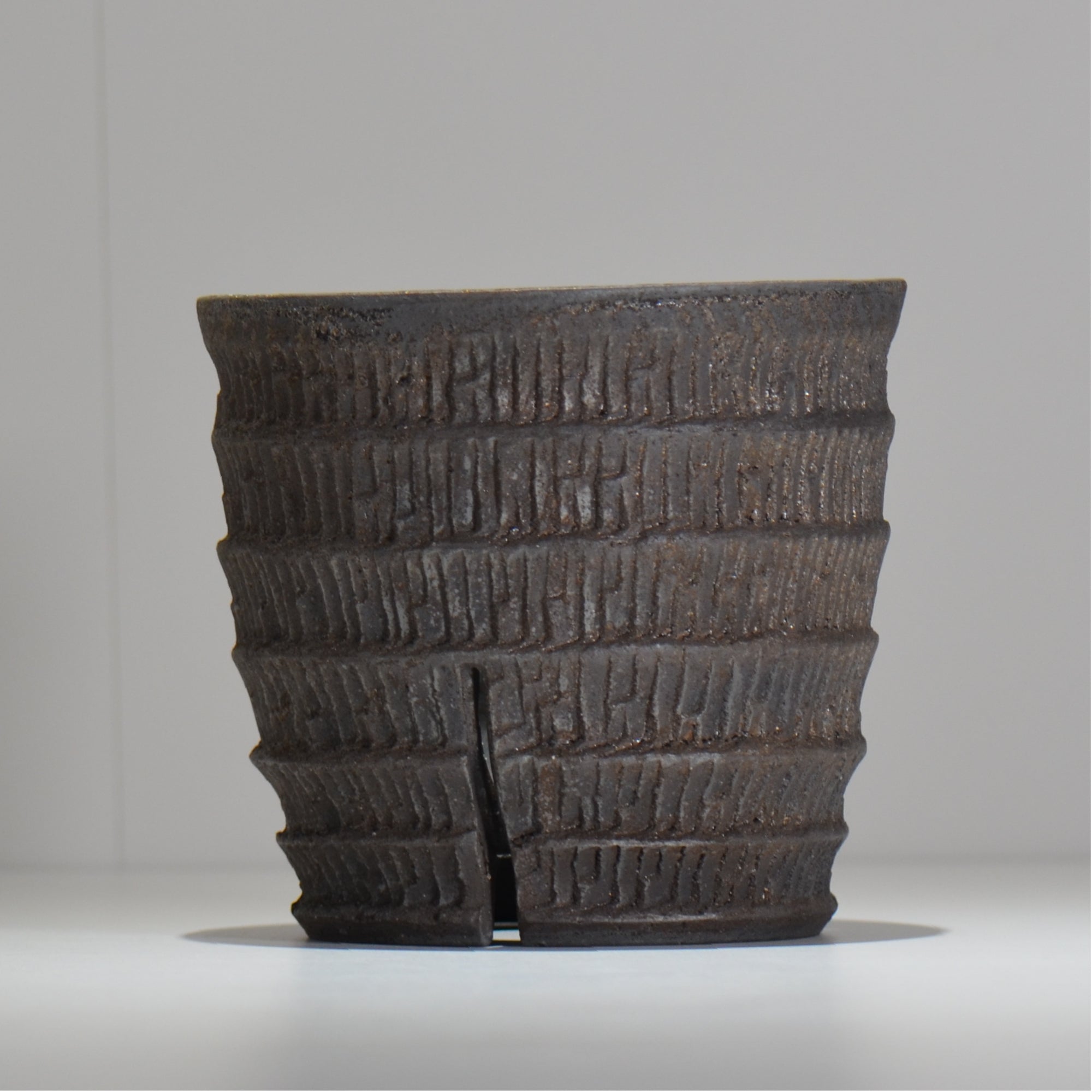 沼野秀章 / L / nh2_bw08_l / 約 φ15.5cm / 植木鉢