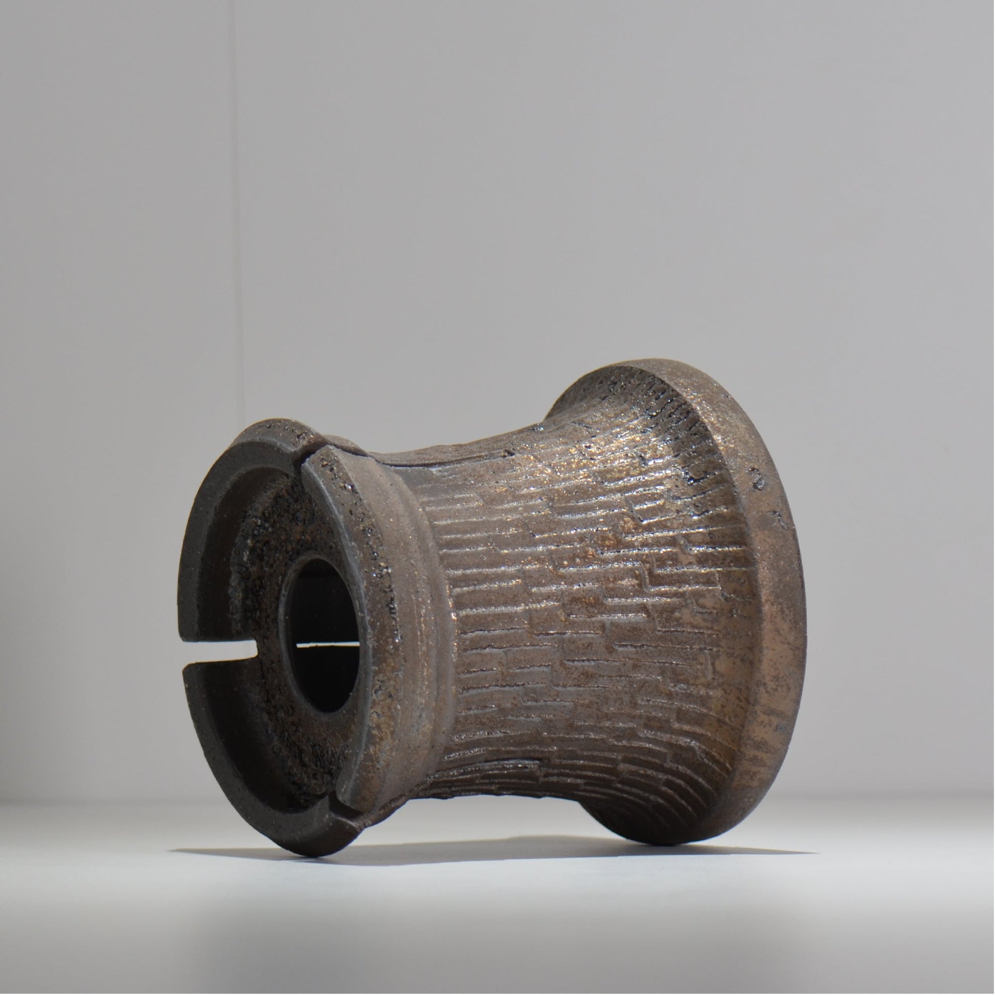 沼野秀章 / L / nh2_bw09_l / 約 φ15.5cm / 植木鉢