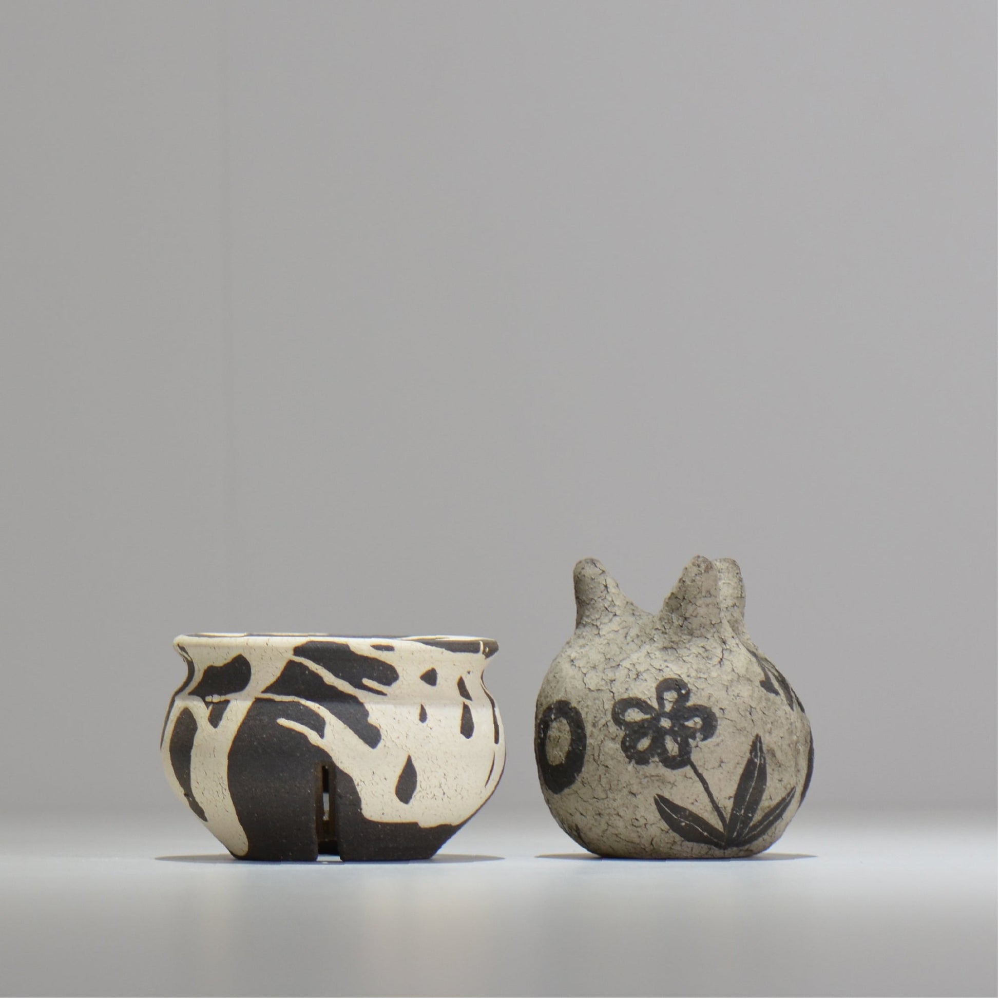 沼野 秀章 / 黒二白 / S / nh2_bwh01_s / 約φ9.5cm / 植木鉢