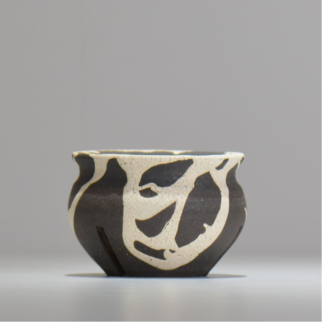 沼野 秀章 / 黒二白 / S / nh2_bwh02_s / 約φ10.9cm / 植木鉢