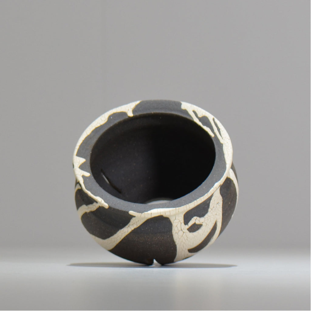 沼野 秀章 / 黒二白 / S / nh2_bwh02_s / 約φ10.9cm / 植木鉢