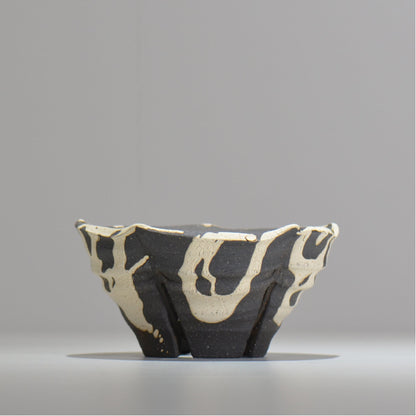 沼野 秀章 / 黒二白 / M / nh2_bwh08_m/ 約φ14.7cm / 植木鉢
