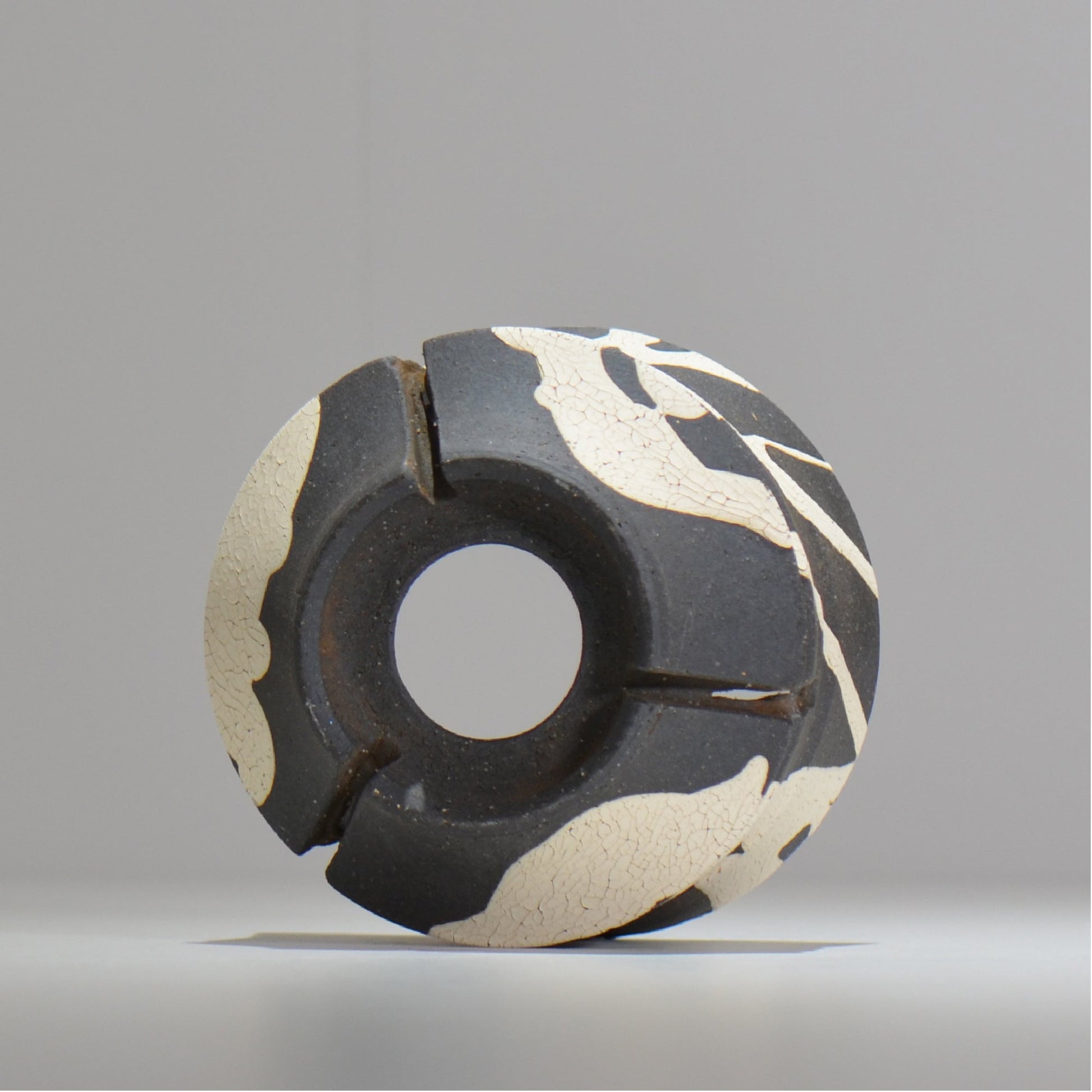 沼野 秀章 / 黒二白 / M / nh2_bwh10_m/ 約φ12.8cm / 植木鉢