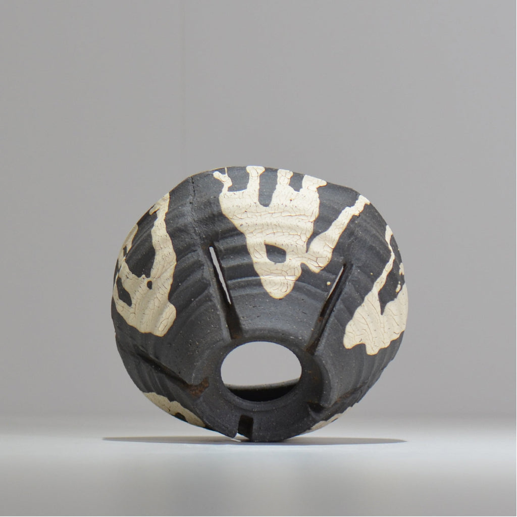 沼野 秀章 / 黒二白 / M / nh2_bwh12_m/ 約φ13.2cm / 植木鉢