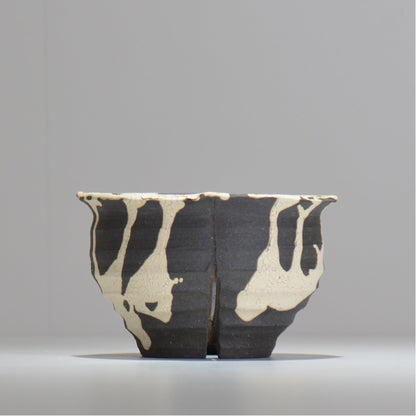 沼野 秀章 / 黒二白 / M / nh2_bwh14_m/ 約φ14.5cm / 植木鉢