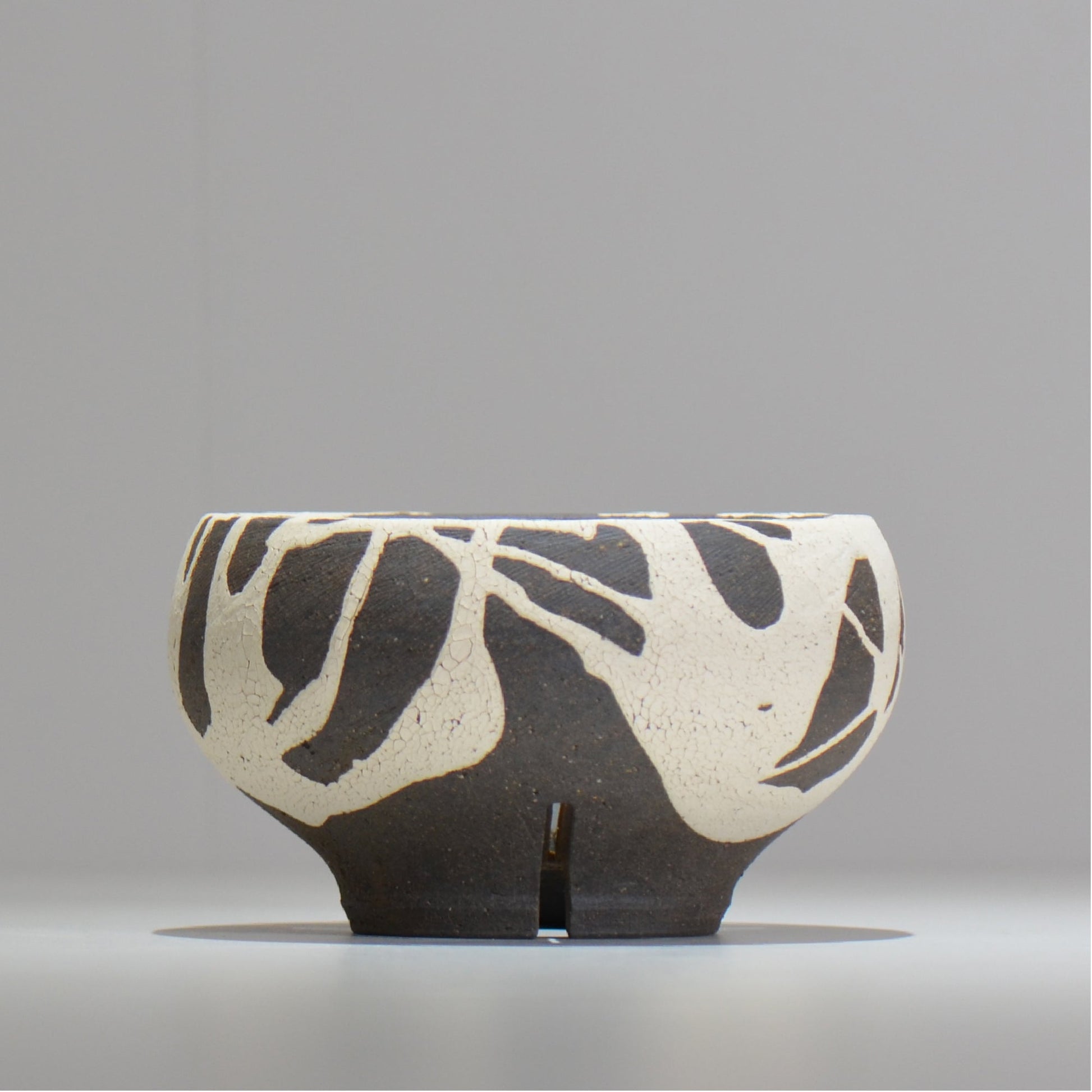 沼野 秀章 / 黒二白 / M / nh2_bwh15_m/ 約φ14cm / 植木鉢